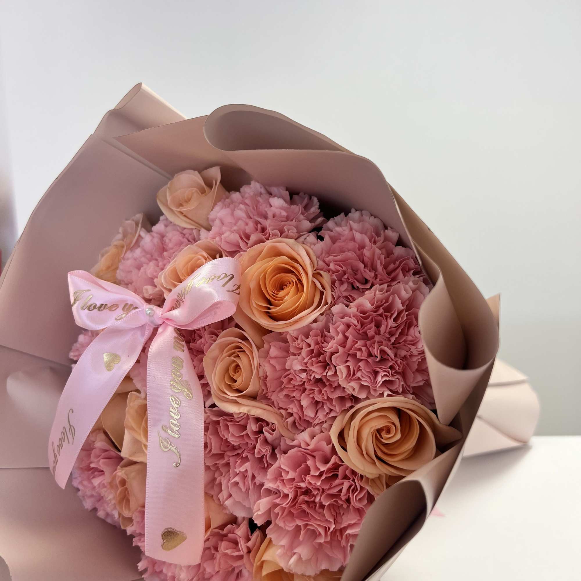 This beautiful bouquet is perfect for Mother&rsquo;s Day or birthday. Made with