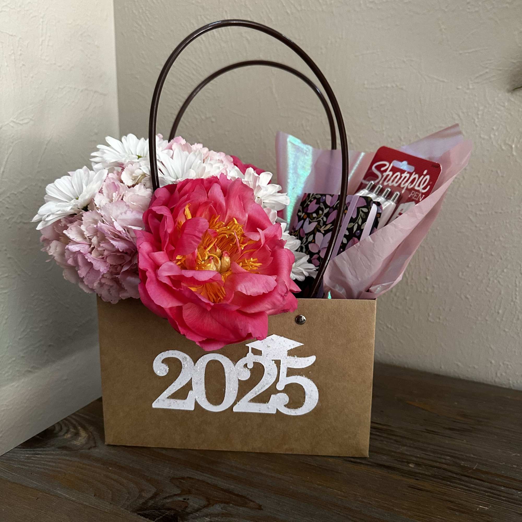 Graduation Purse - Custom Made in School Colors!
The perfect grad gift! A