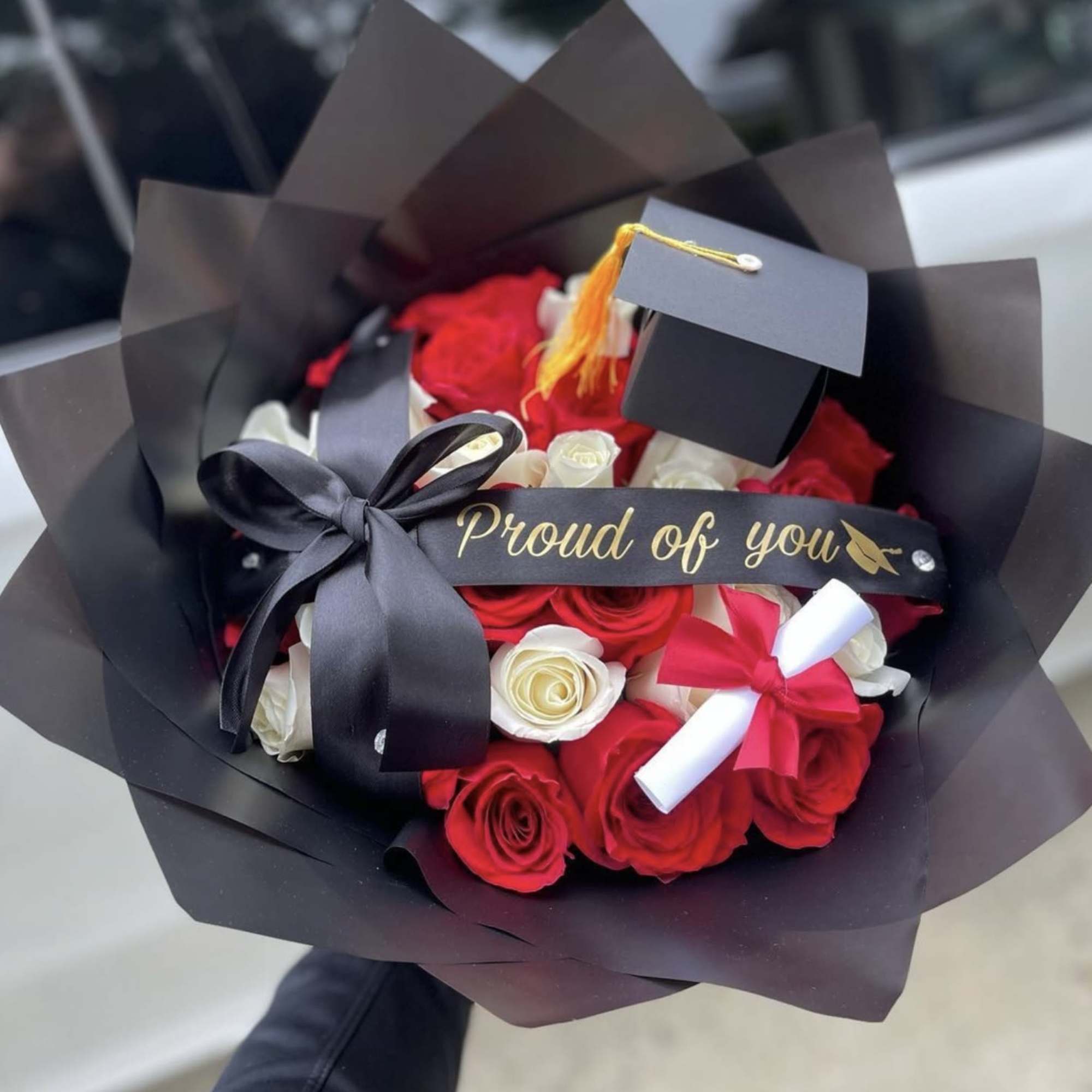 An elegant set of roses appropriate for the occasion, celebrating another achievement An elegant set of roses appropriate for the occasion, celebrating another achievement