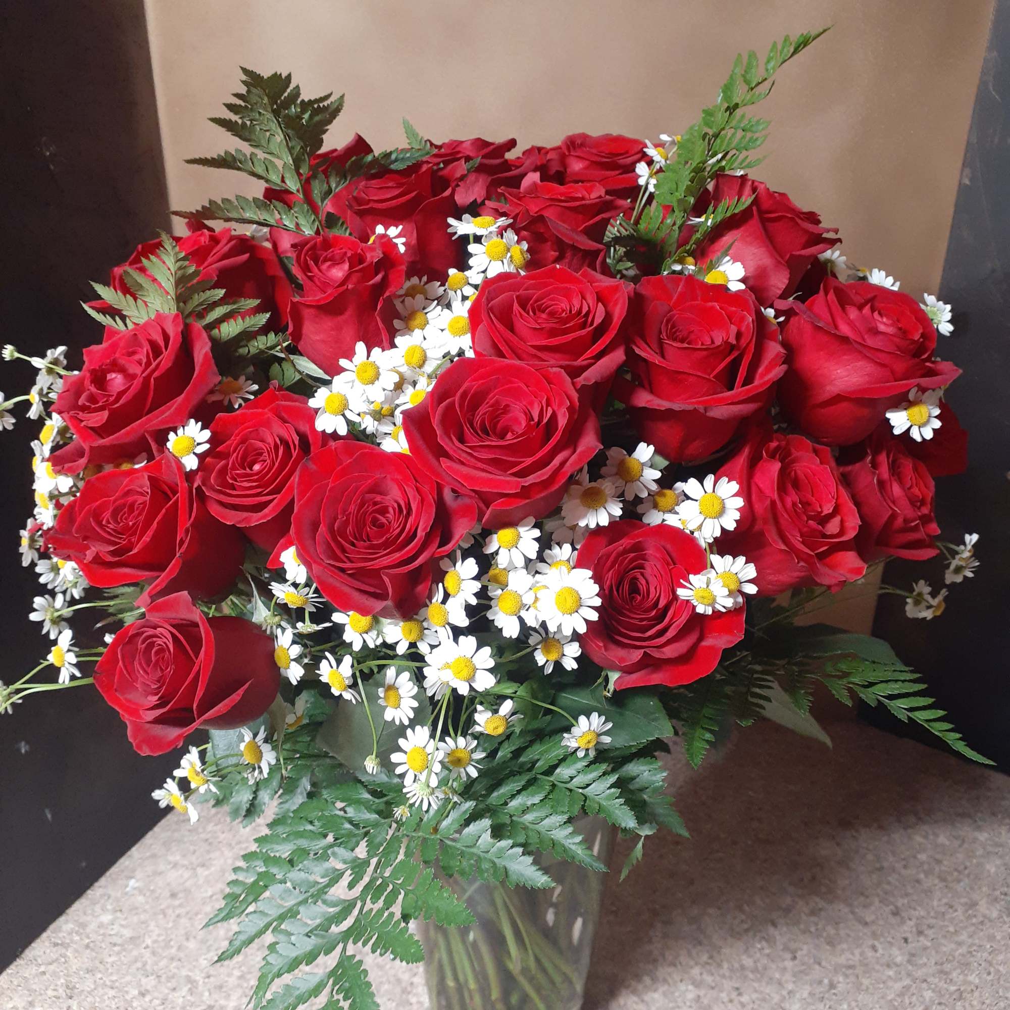 Delivered once a week
Flower arrangements of Designer&#039;s Choice in a vase
