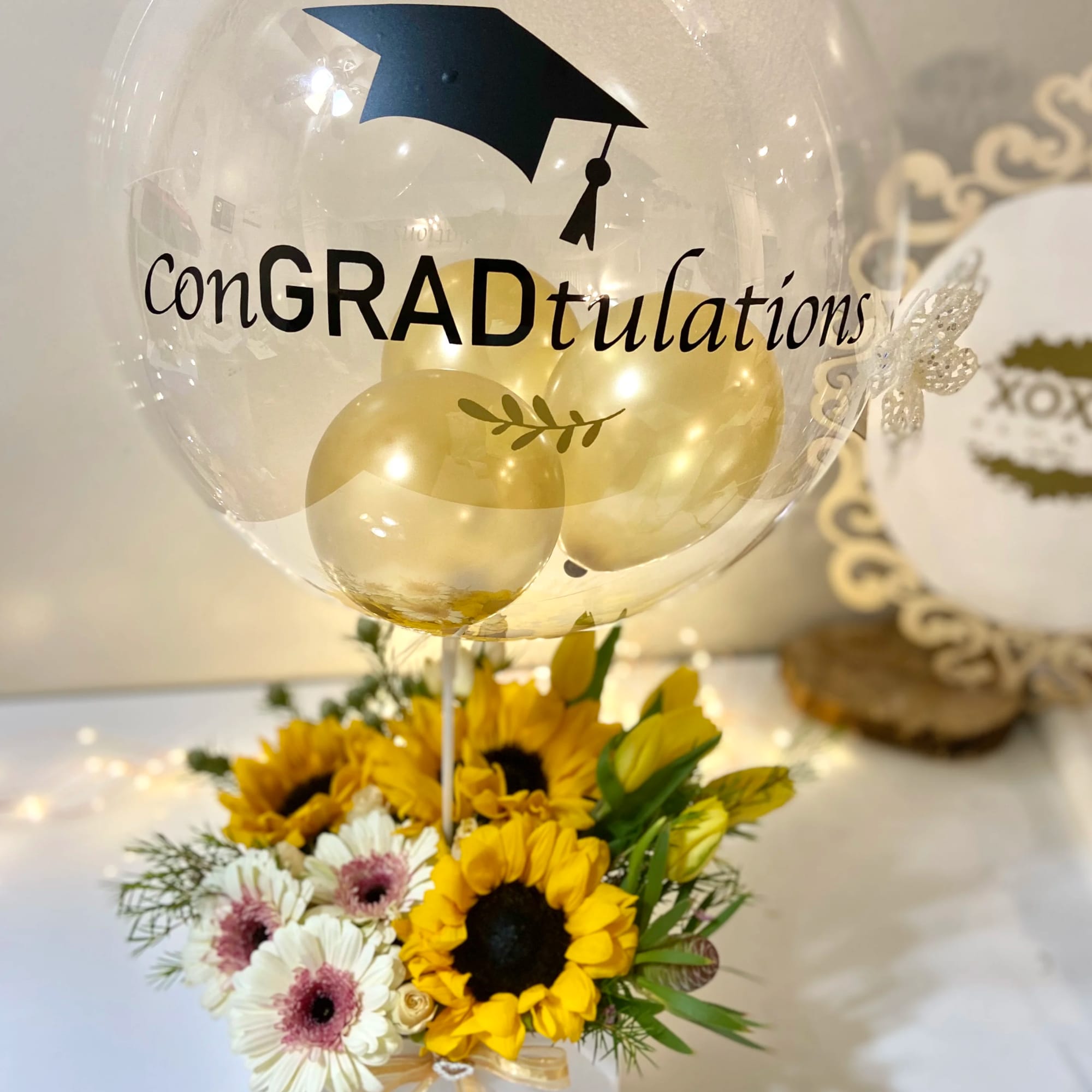 WE ALWAYS HAVE SPECIALS!!
Send this beautiful customized bubble balloon with a fresh