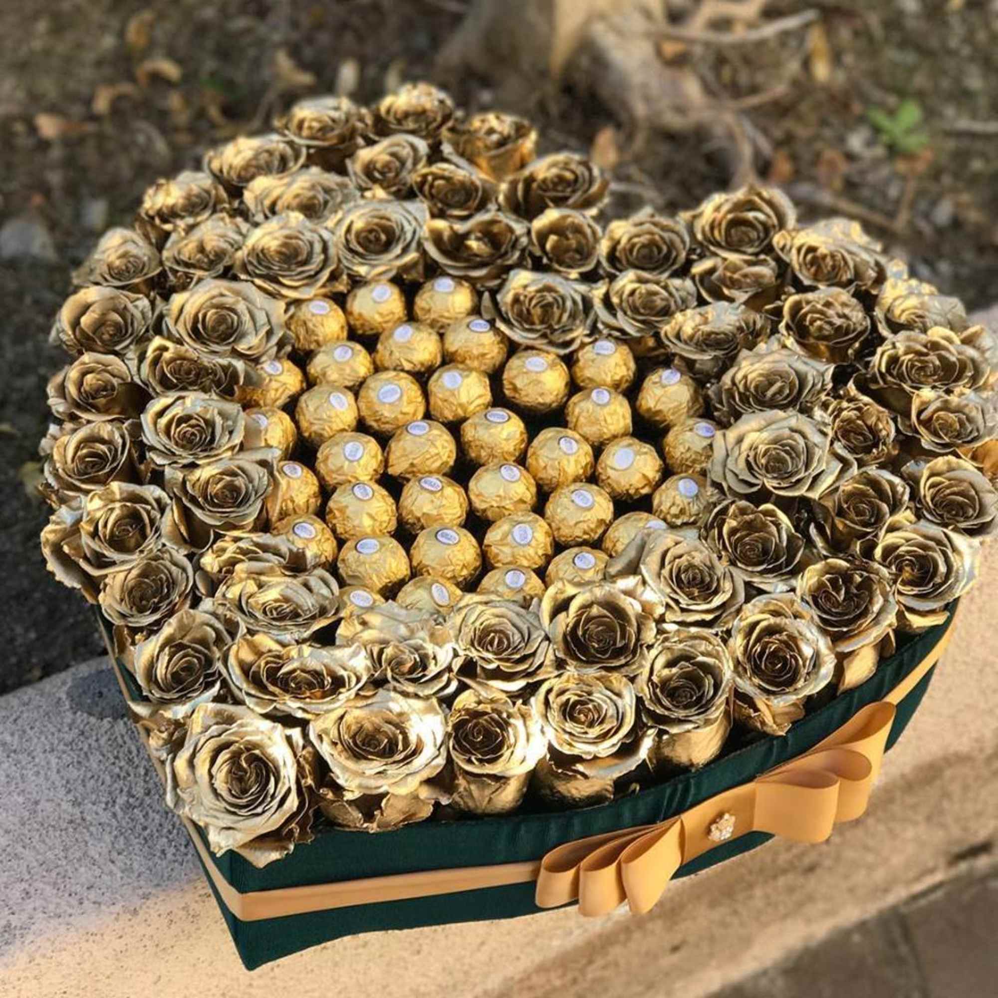This hand made box emerald green velour box filled with stunning gold This hand made box emerald green velour box filled with stunning gold