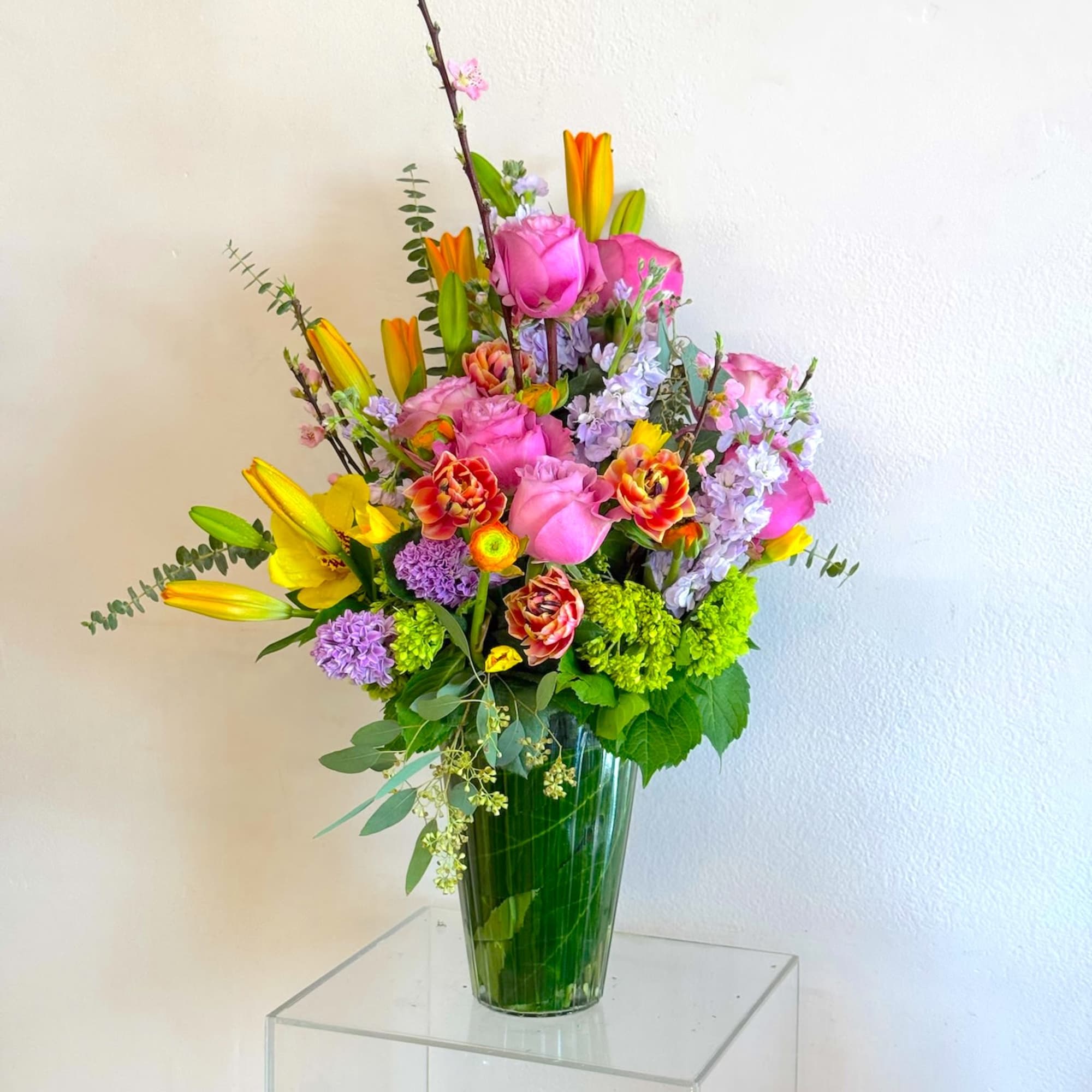 Experience the artistry of flowers with our botanical Spring Symphony. It is