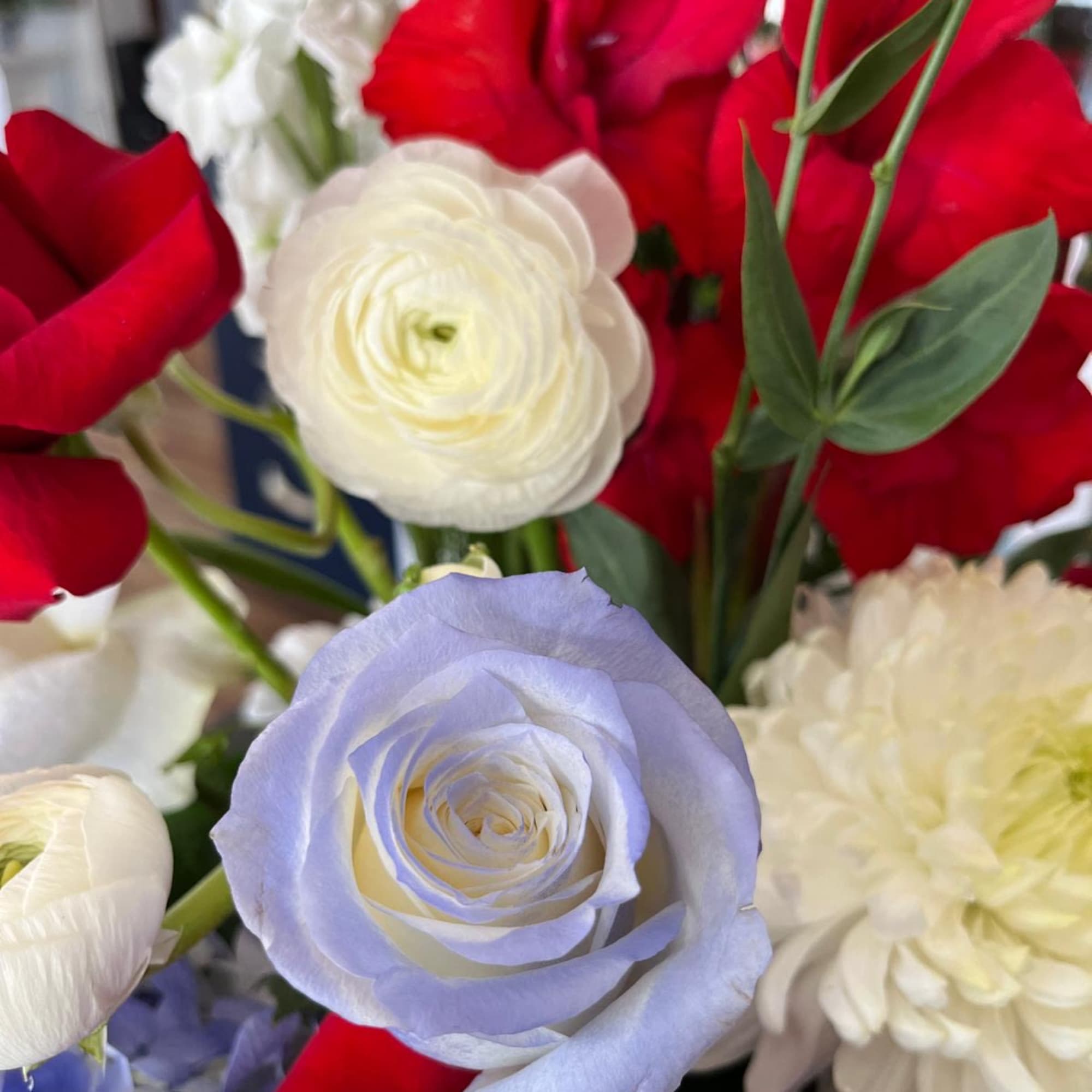 Chaney&lsquo;s floral interpretation of celebrating and honoring the United States of America.