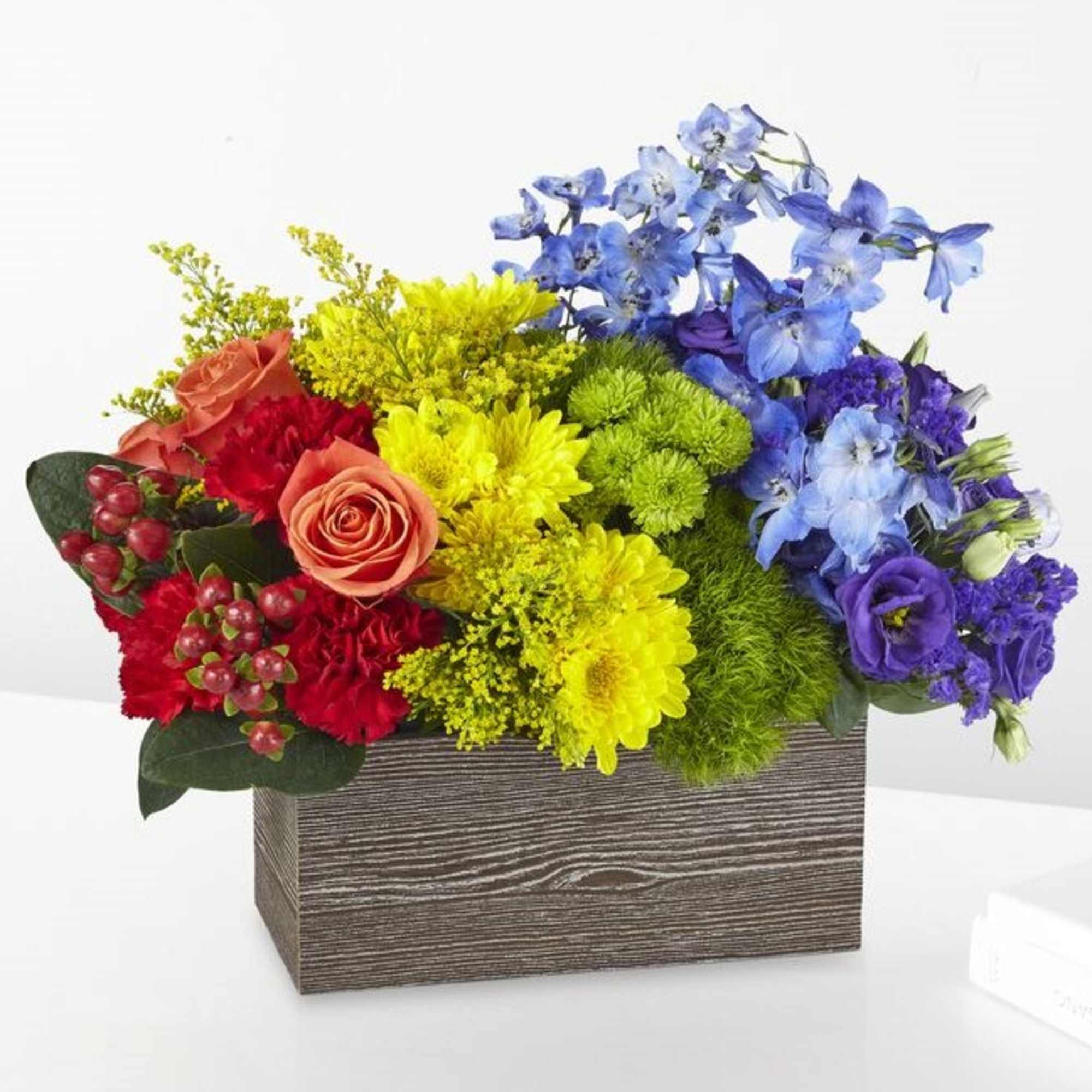 This bouquet is all about capturing the color of your unique love. This bouquet is all about capturing the color of your unique love.