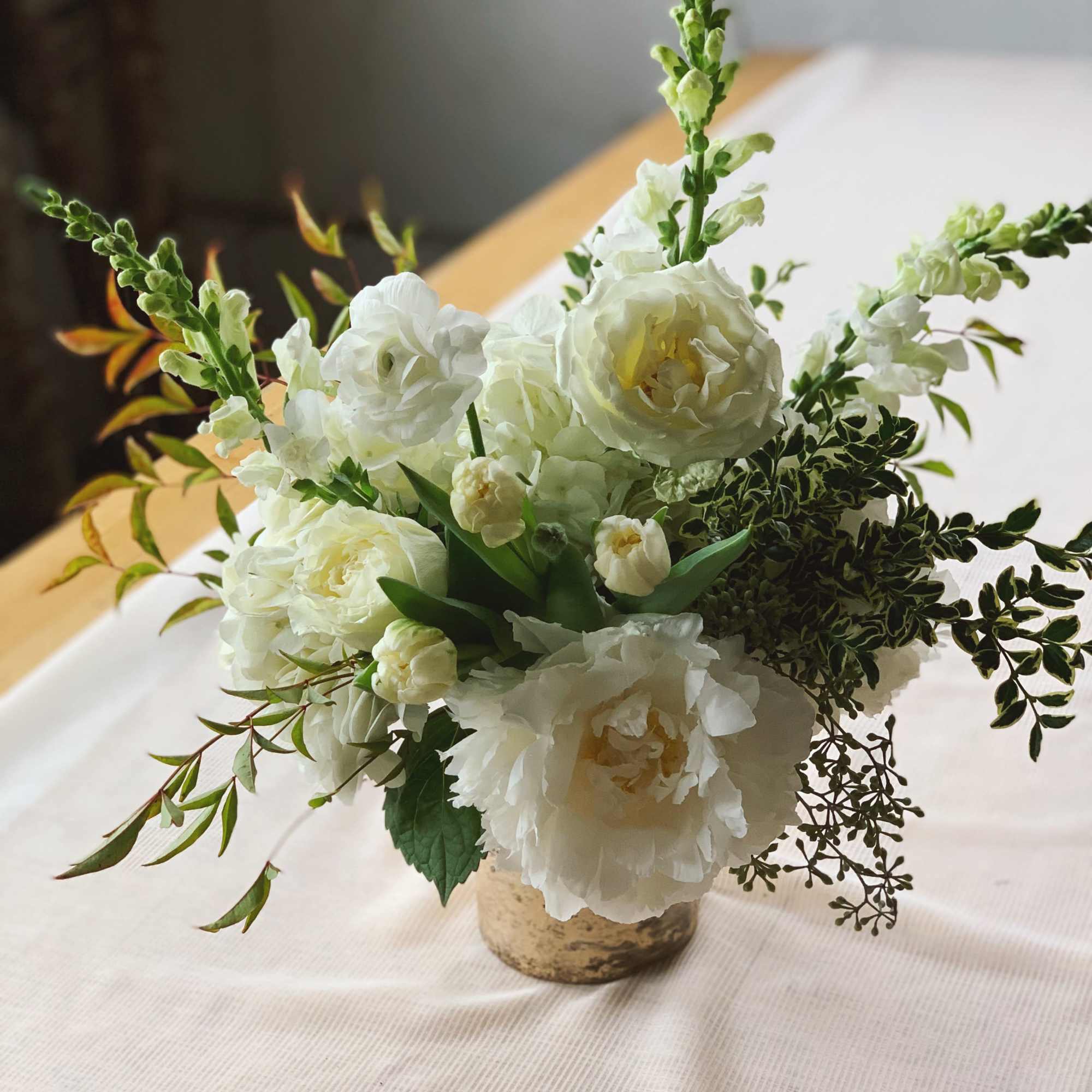 Clean and sophisticated. The freshest seasonal flowers in subtle shades of white