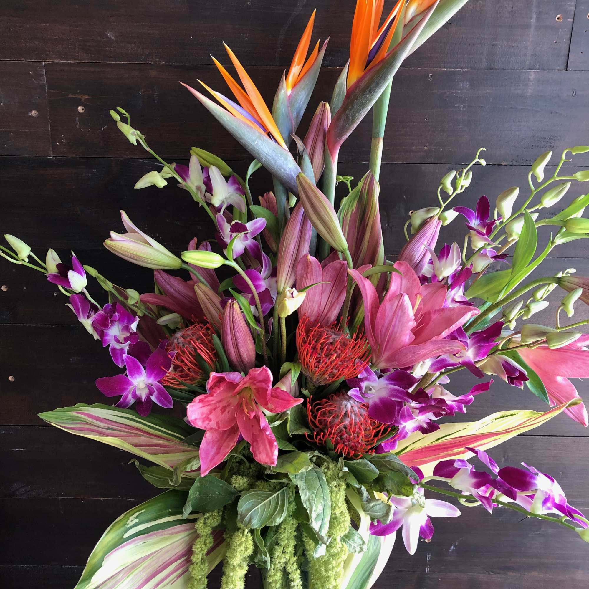 ****THIS DESIGN NEEDS A WEEKS NOTICE****
NOT AVAILABLE AS A VALENTINE'S DAY ORDER. ****THIS DESIGN NEEDS A WEEKS NOTICE****
NOT AVAILABLE AS A VALENTINE'S DAY ORDER.