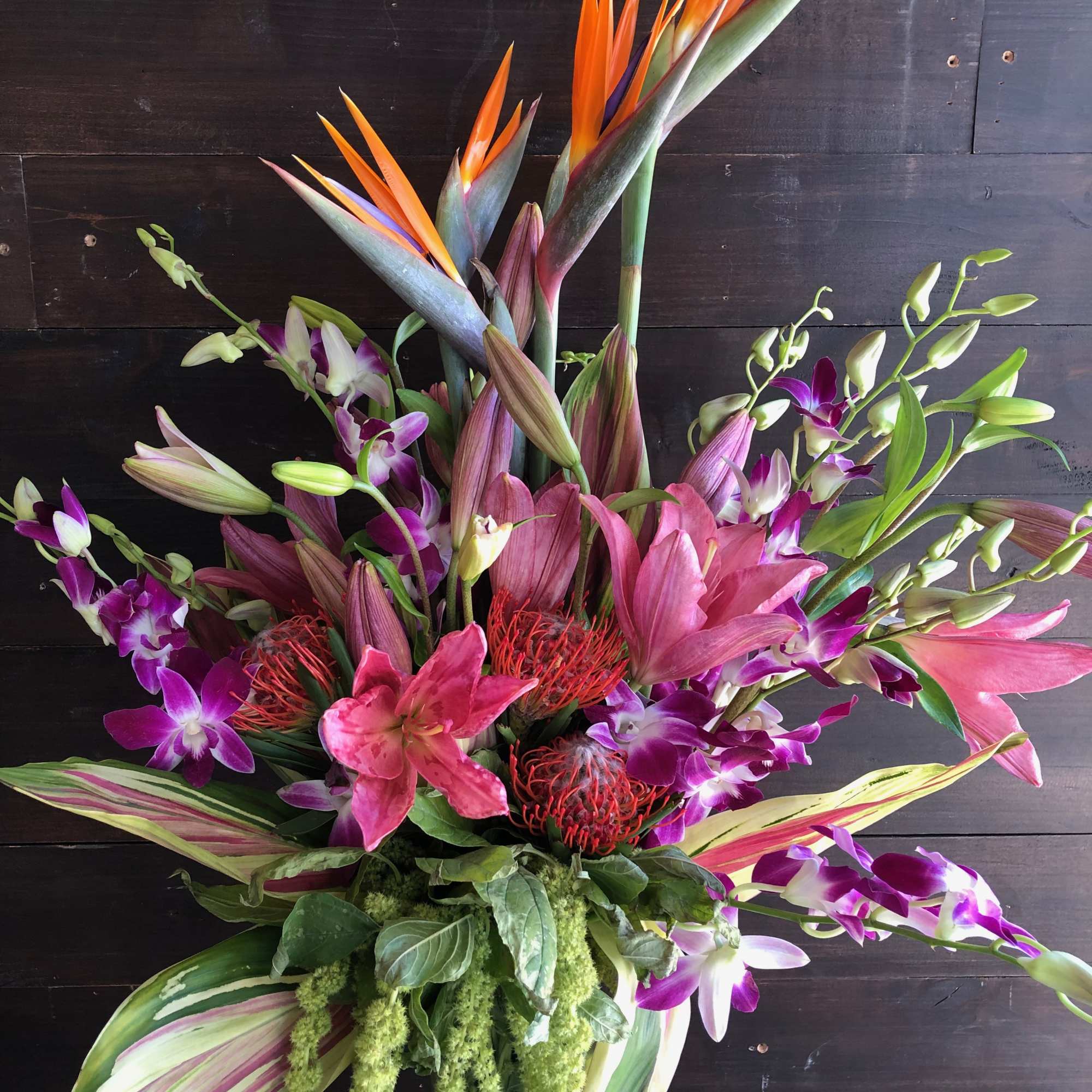 ****THIS DESIGN NEEDS A WEEKS NOTICE****
NOT AVAILABLE AS A VALENTINE'S DAY ORDER. ****THIS DESIGN NEEDS A WEEKS NOTICE****
NOT AVAILABLE AS A VALENTINE'S DAY ORDER.