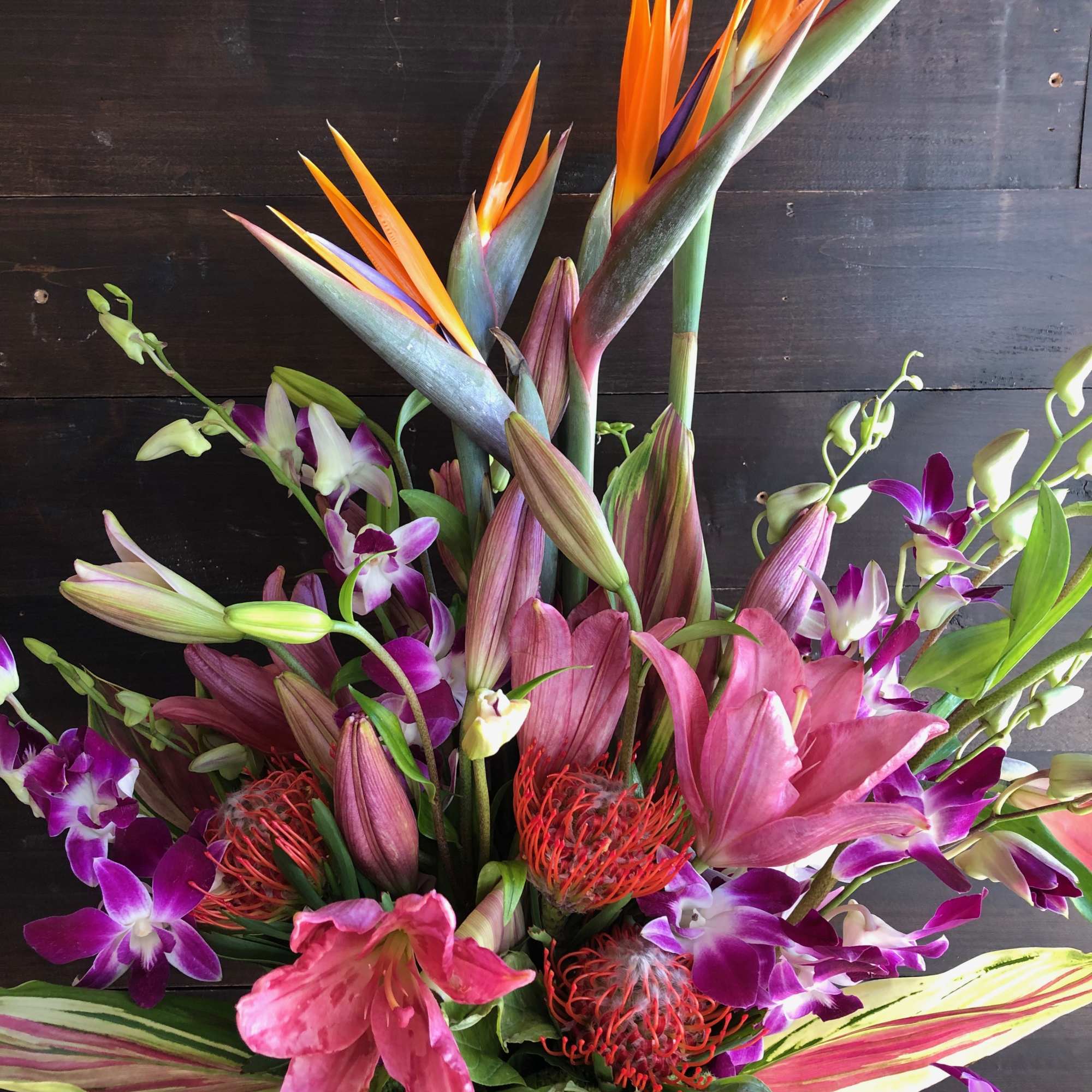 ****THIS DESIGN NEEDS A WEEKS NOTICE****
NOT AVAILABLE AS A VALENTINE'S DAY ORDER. ****THIS DESIGN NEEDS A WEEKS NOTICE****
NOT AVAILABLE AS A VALENTINE'S DAY ORDER.