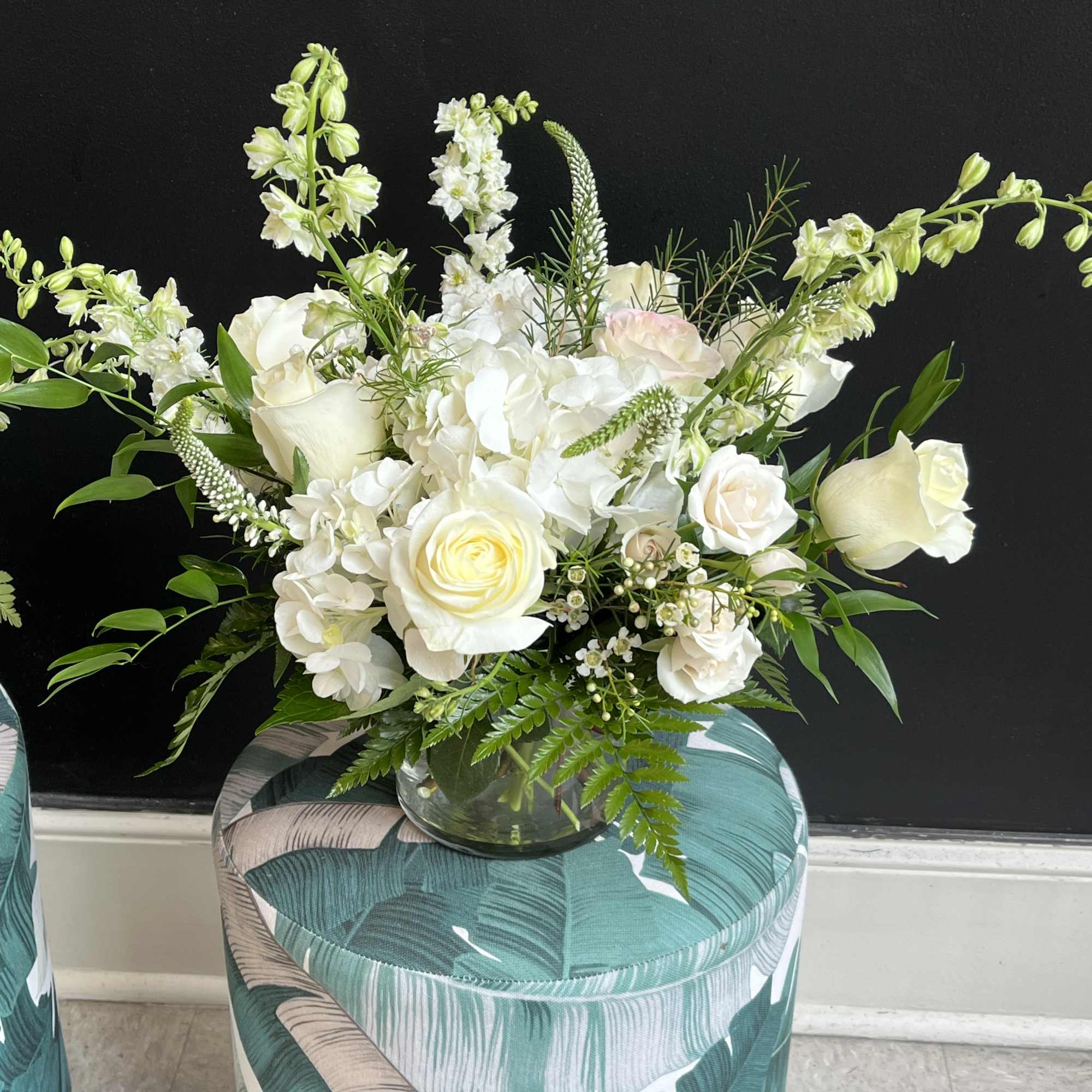 The London Bouquet is the perfect gift to wish a happy birthday
