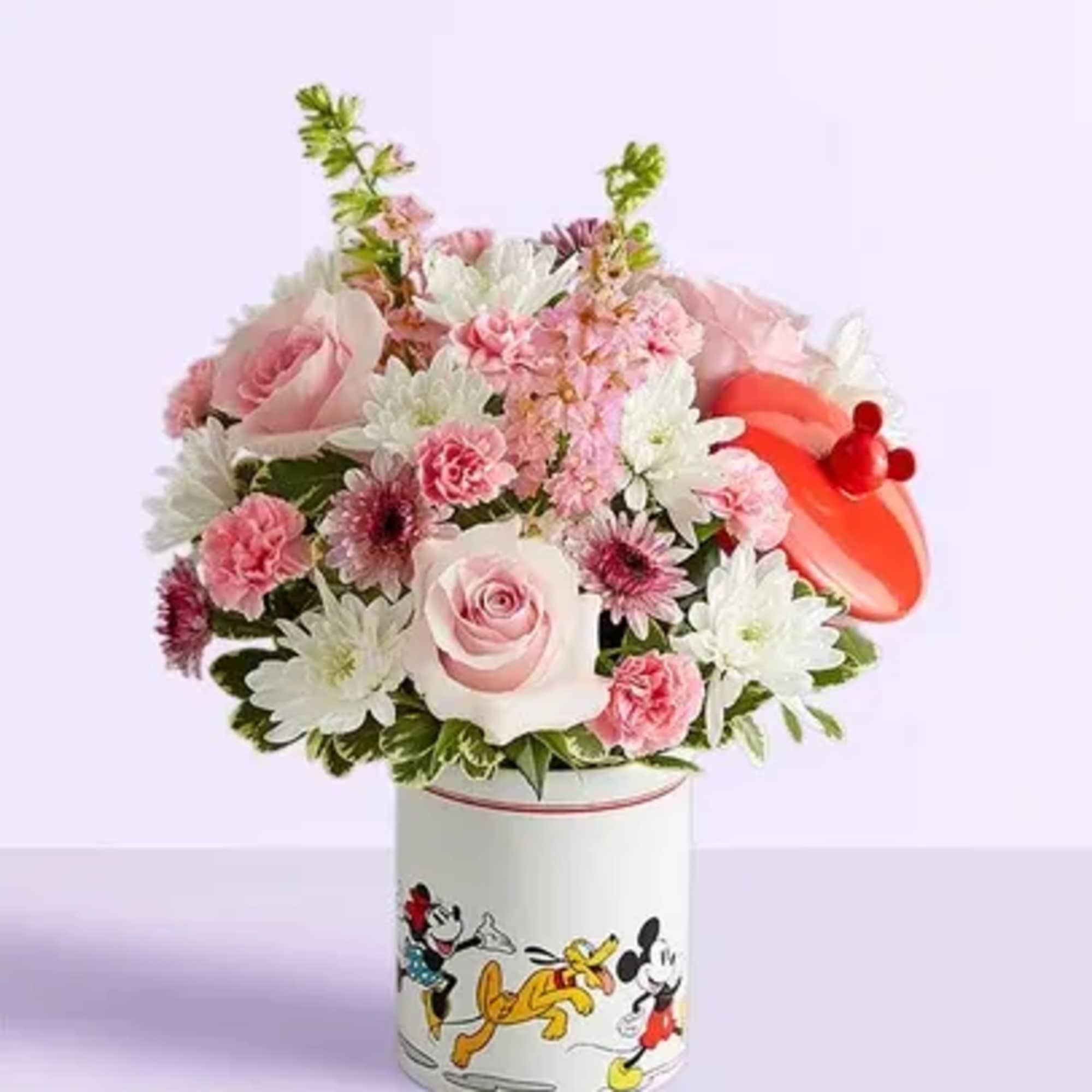 EXCLUSIVE Welcome the little princess with a gift full of character(s)! Part