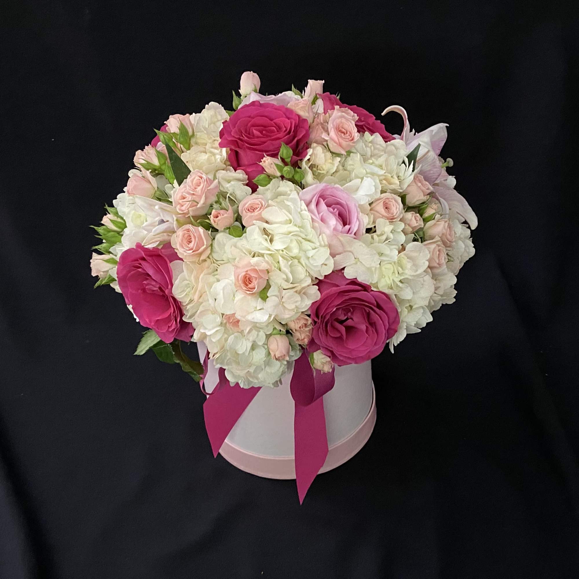 6 Hot Pink Color, and 6 Light Pink Color, Pink Spray Roses
