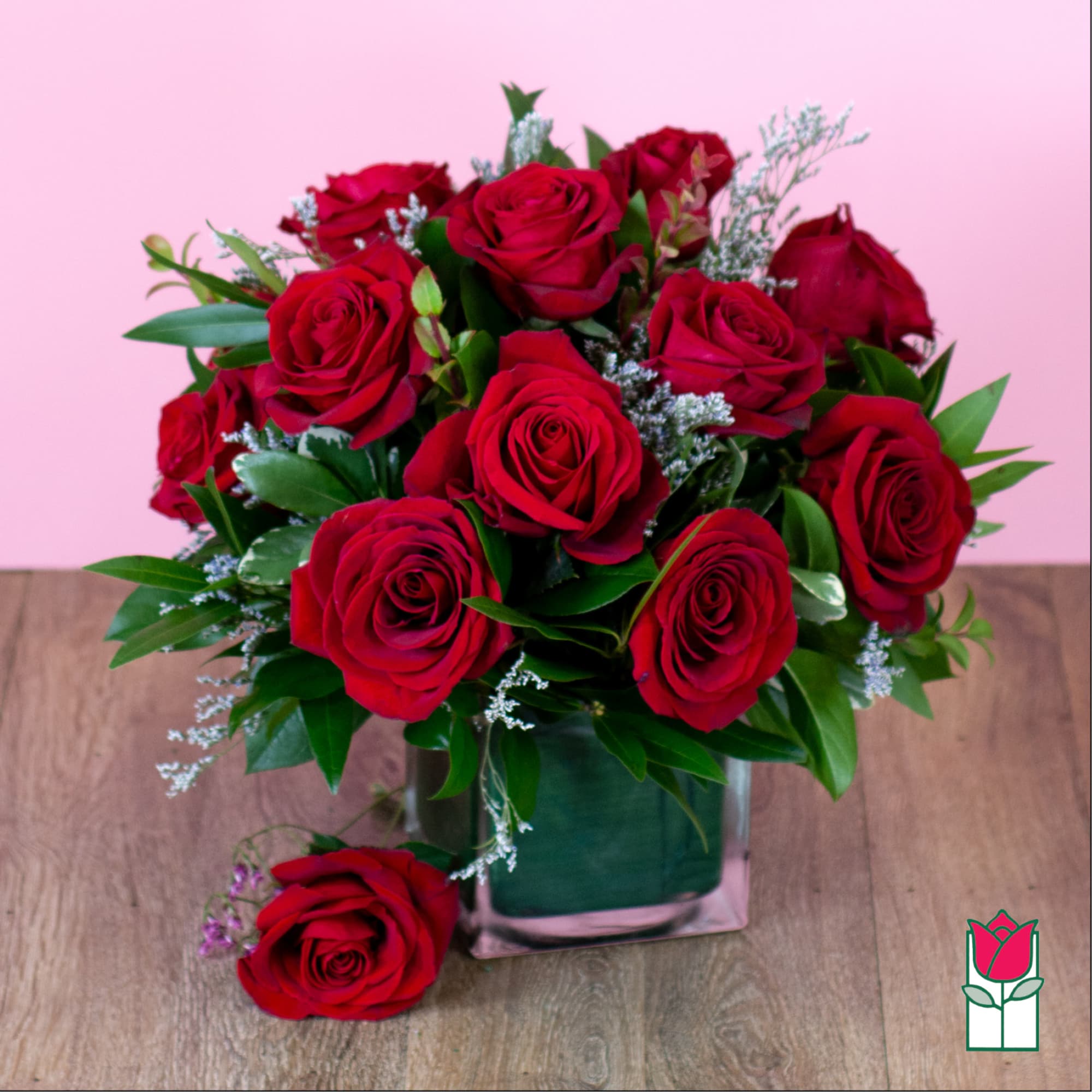 1 Dozen Premium Long Stem Red Roses - Compact Style

Indulge in the