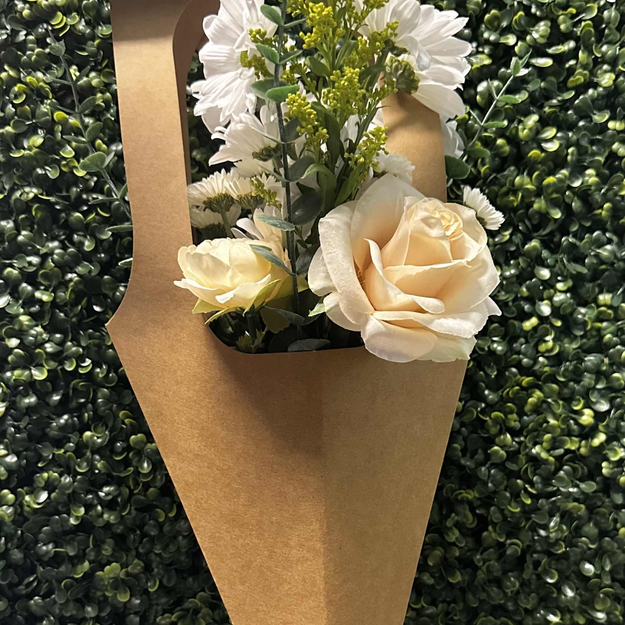 Elegant Kraft Paper Bouquets - Perfect for Any Occasion!
 Beautiful, eco-friendly bouquets