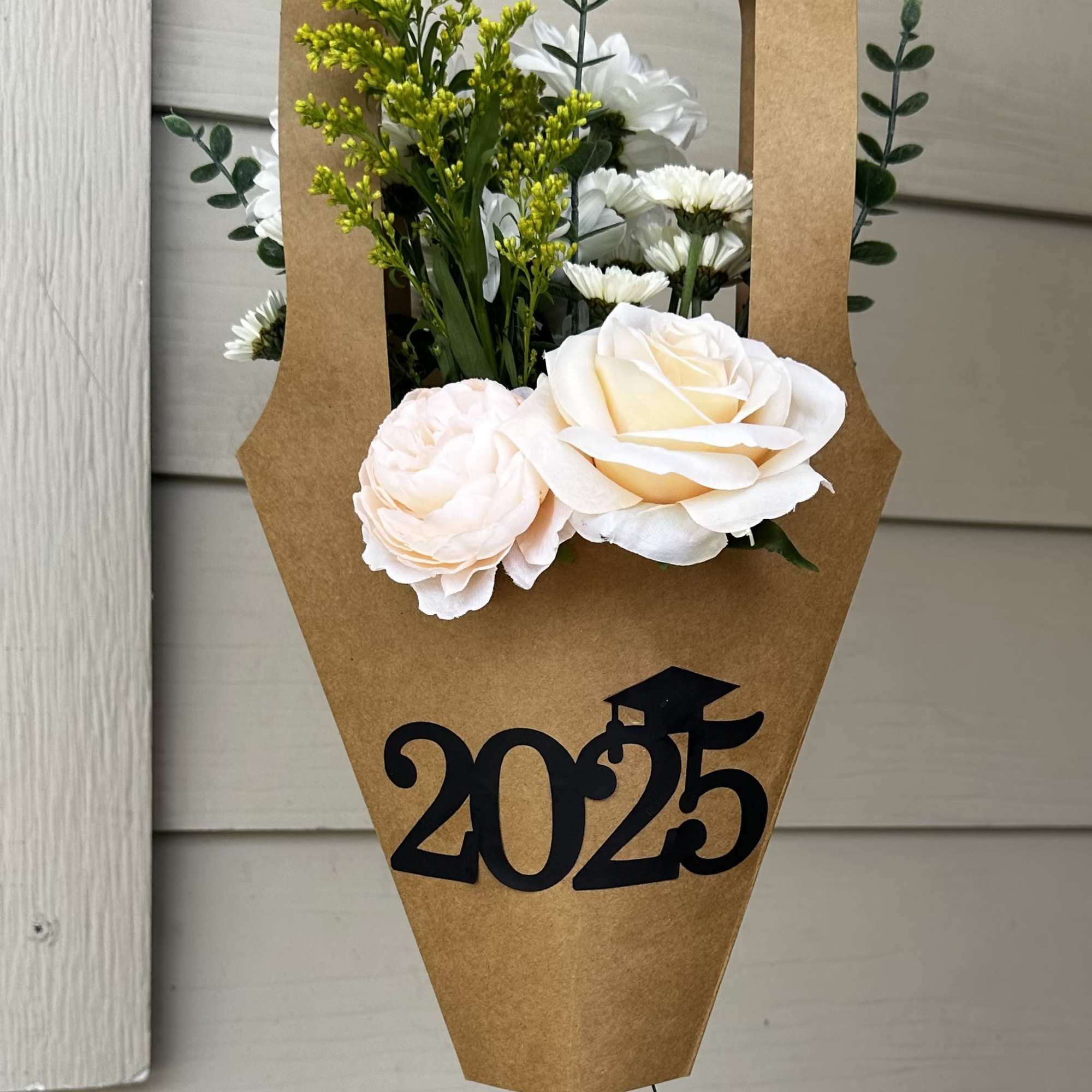 Elegant Kraft Paper Bouquets - Perfect for Any Occasion!
 Beautiful, eco-friendly bouquets