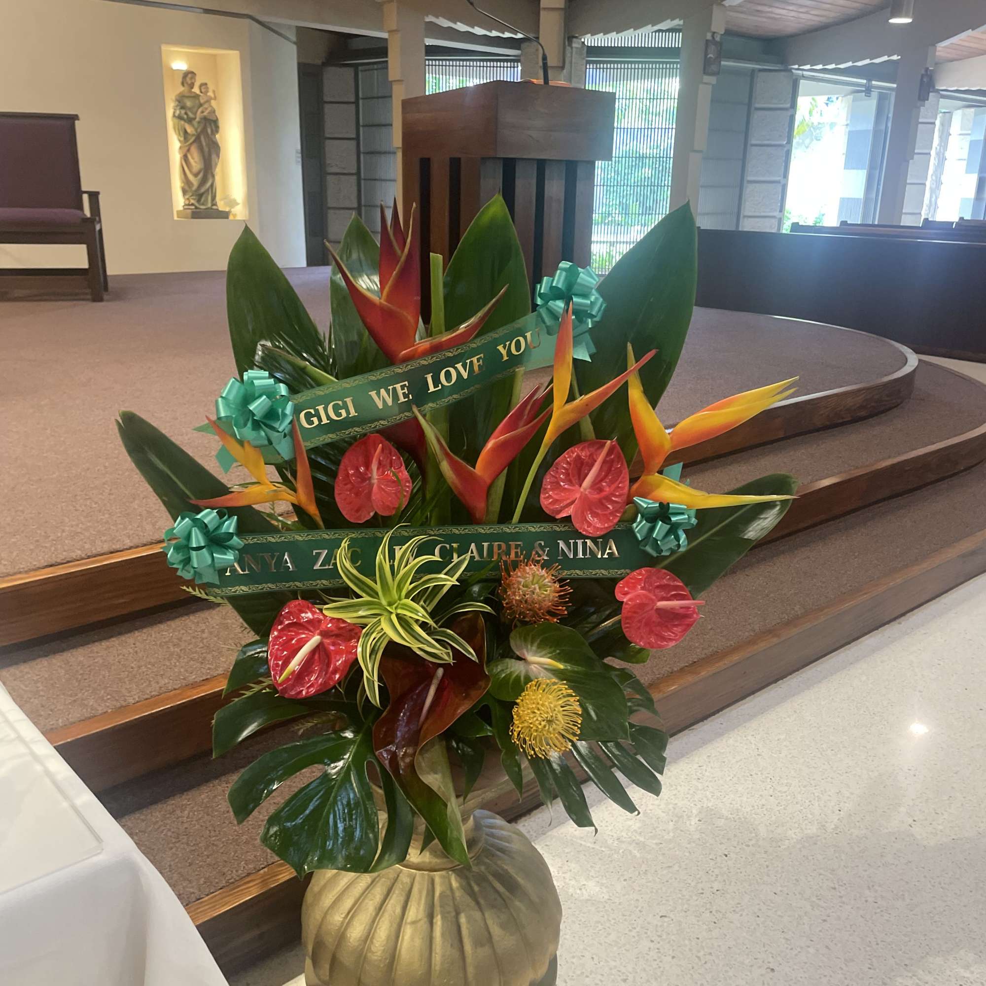 Can choose between 1-3 pieces or more. We can build a unique