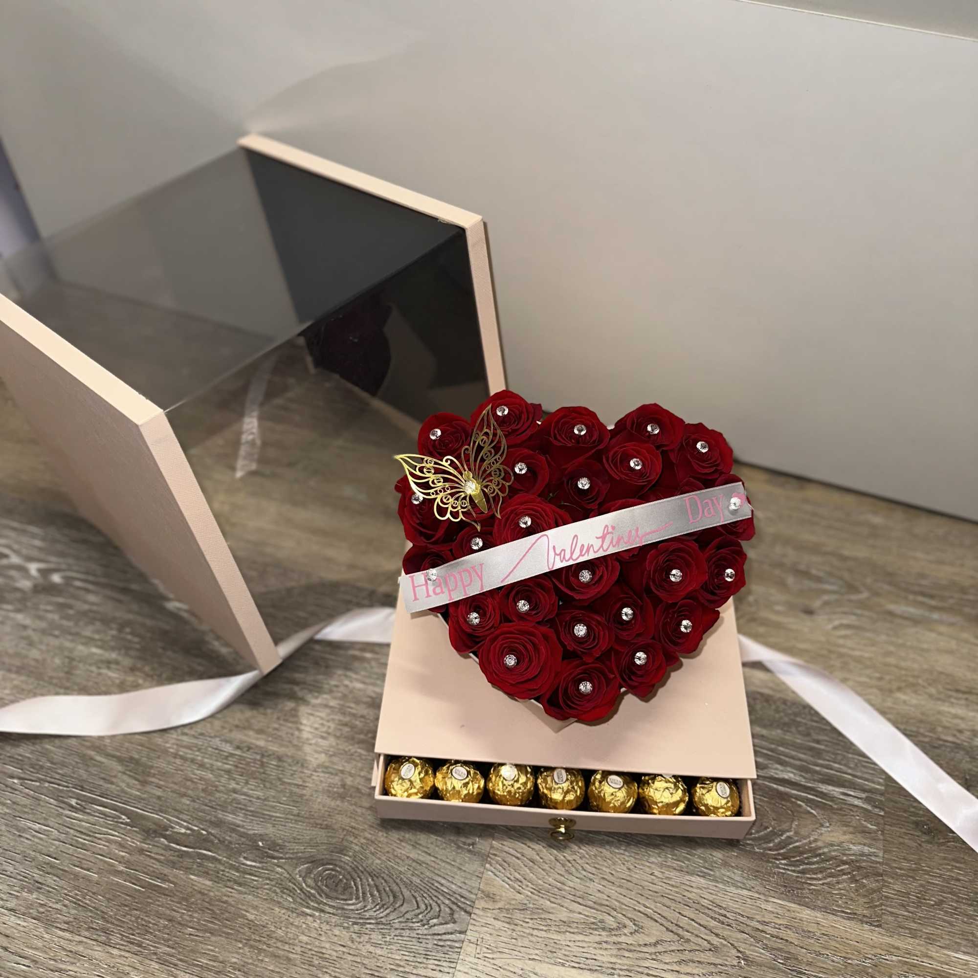 BEAUTIFUL PINK ACRYLIC BOX WITH RED ROSES, EACH ROSE HAS ITS FANTASY