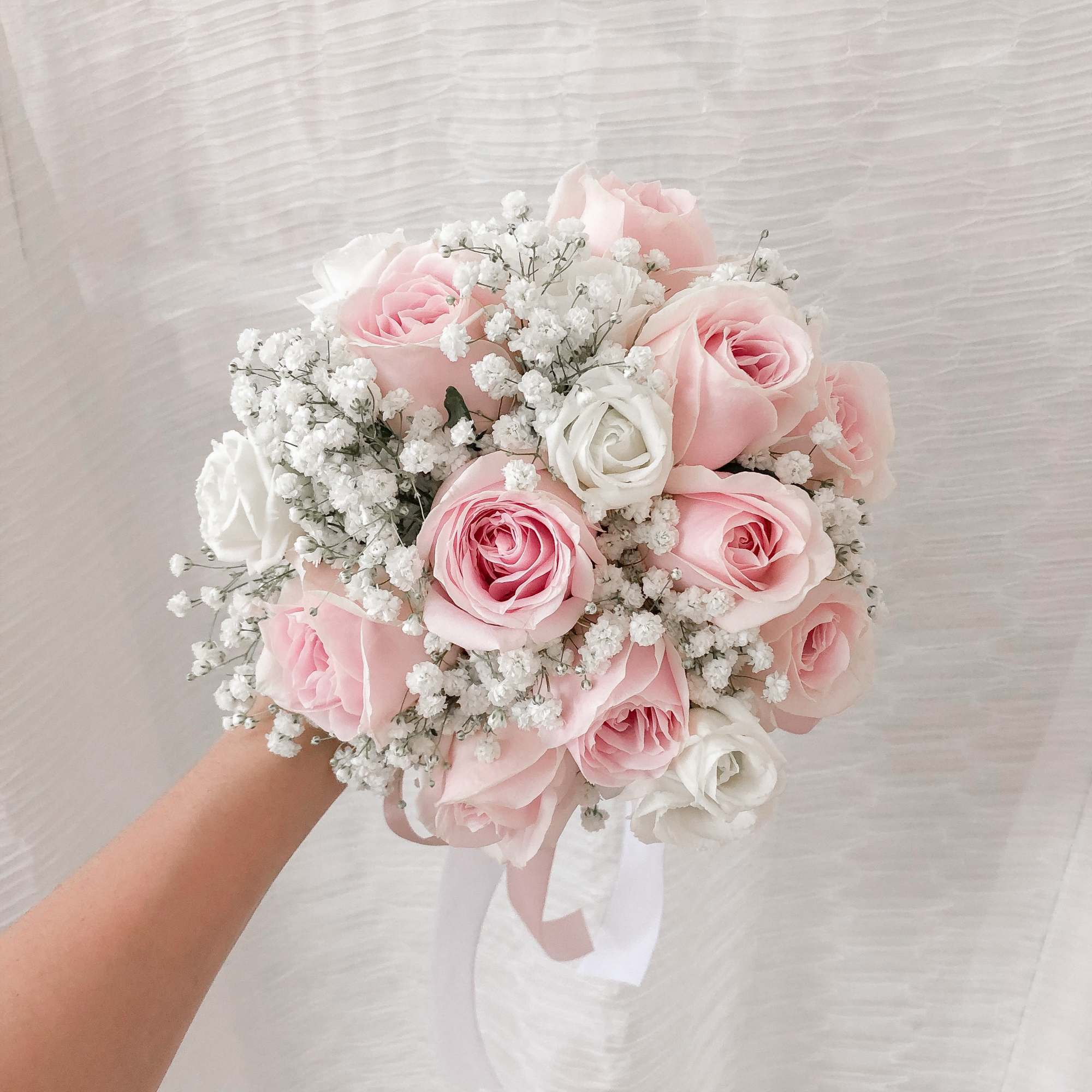 【希少品】BEAUTIFUL WEDDING FLOWERS Pink Roses, Lisianthis and Larkspur Bridal Bouquet