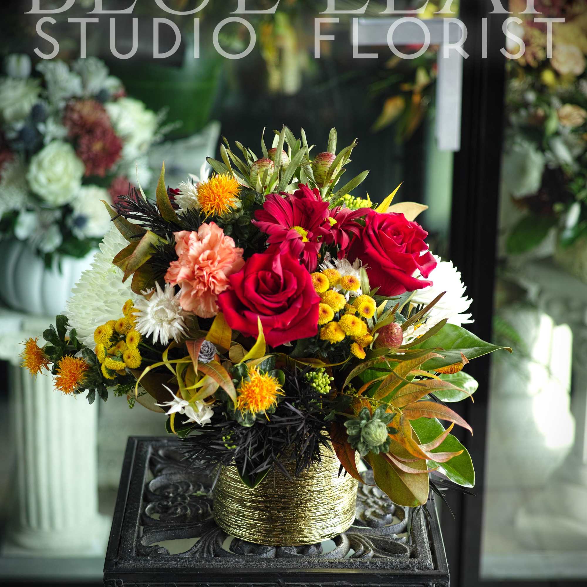 Elegant centerpiece arrangement.  Elegant centerpiece arrangement.