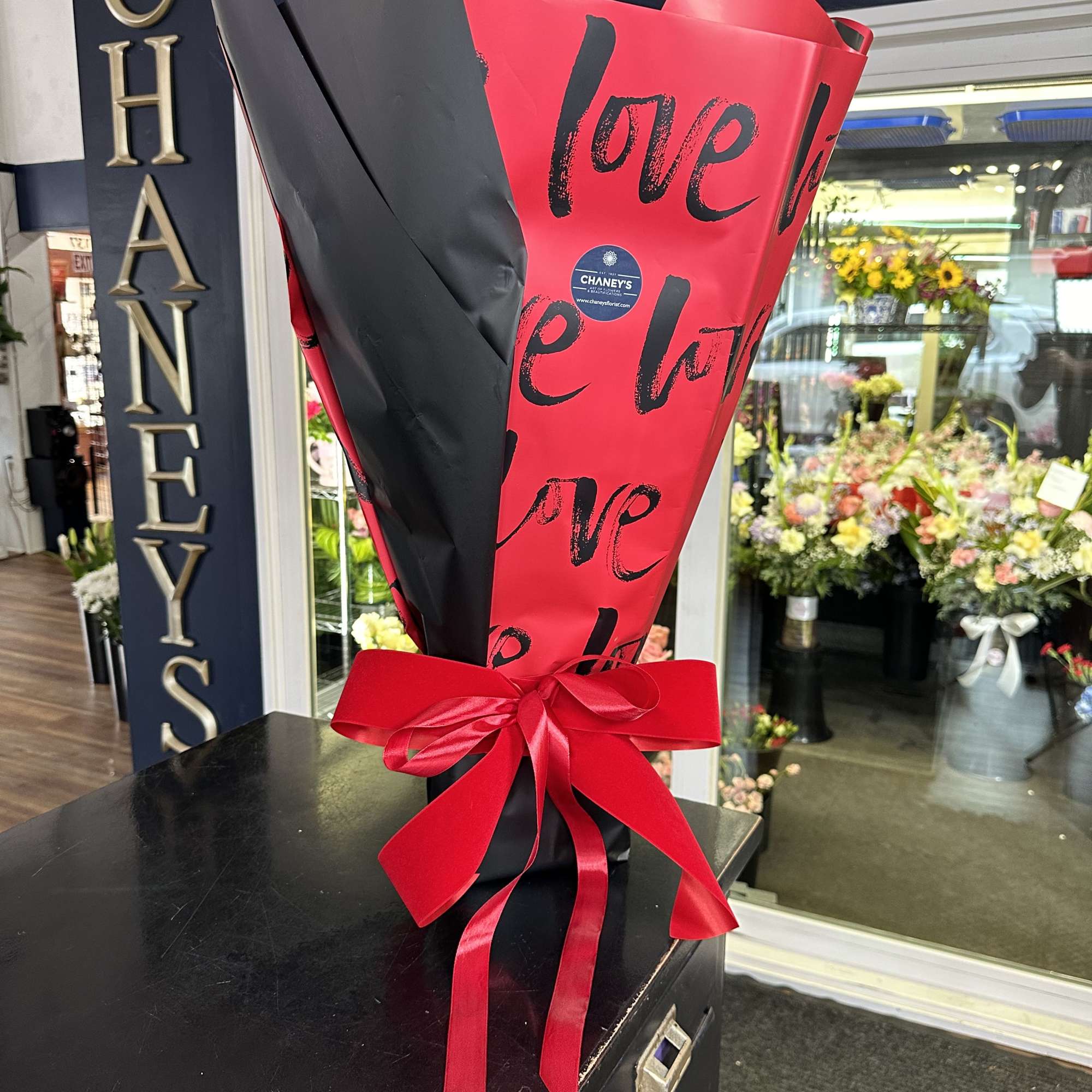 35 Premium Red Roses SUPER TALL &amp; STUNNING! Wrap with floral foam.