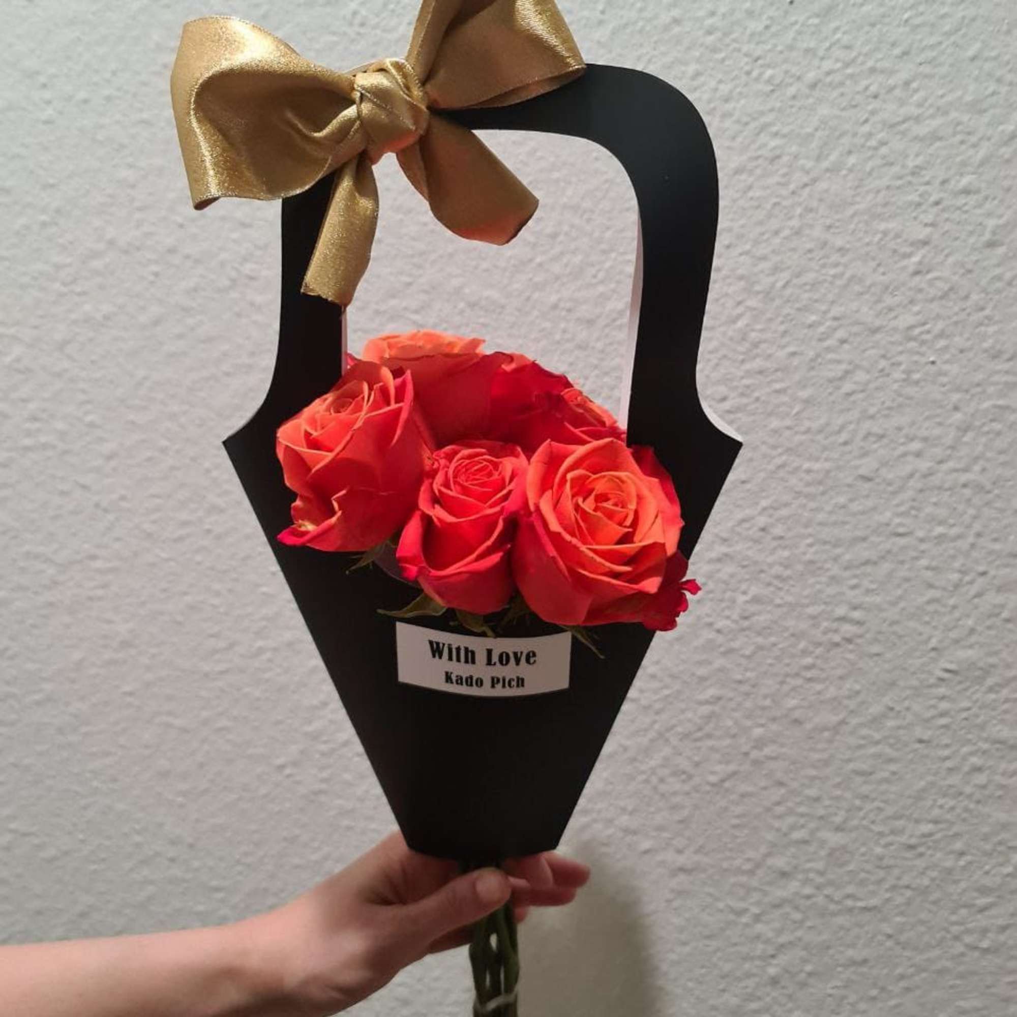 This bouquet can be customized with any flowers of the customer&#039;s choice.