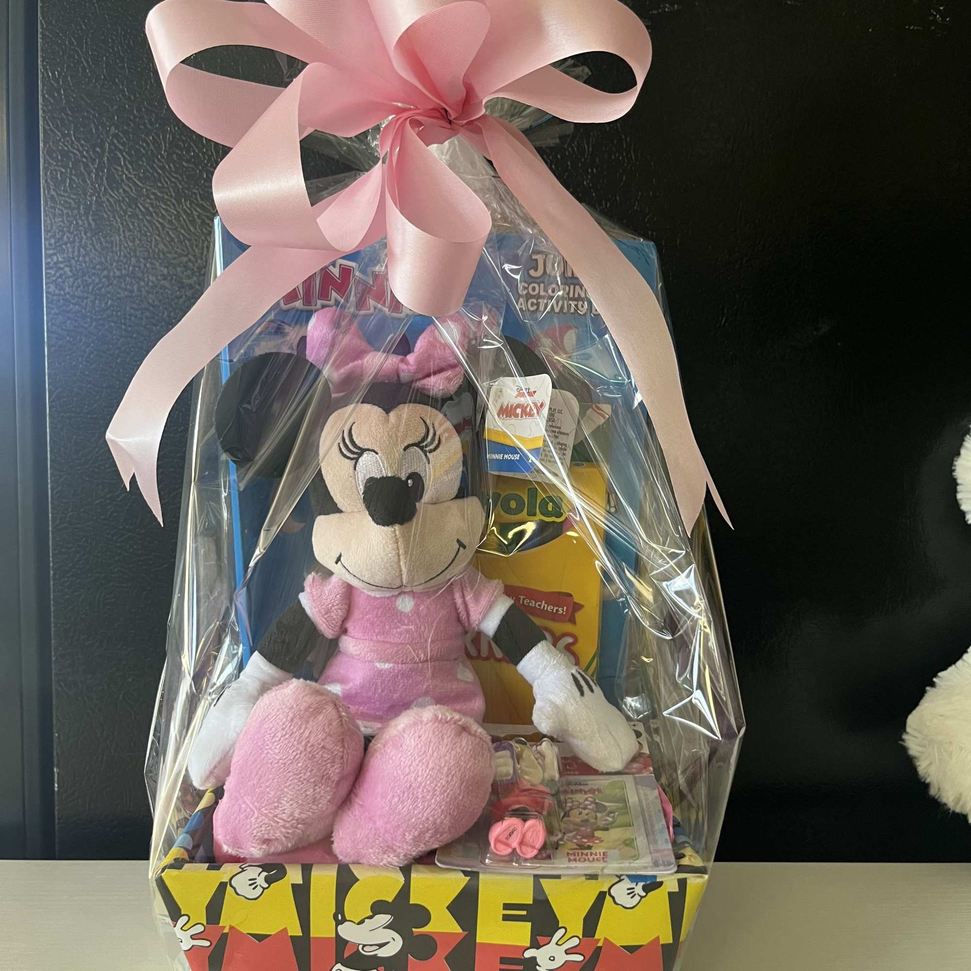 Minnie Mouse plush , coloring book and markers with toy 