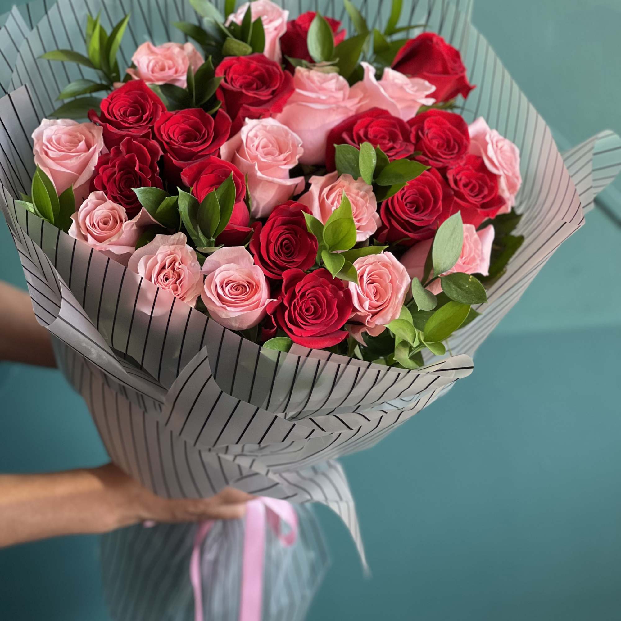 2 Dozen red and pink roses bouquet . Vase not included 