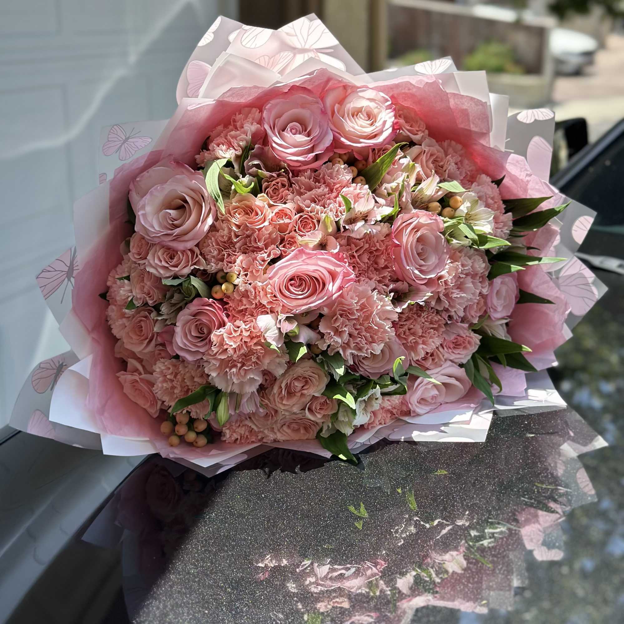 This bouquet feels like a breath of spring, wrapped in soft, delicate This bouquet feels like a breath of spring, wrapped in soft, delicate