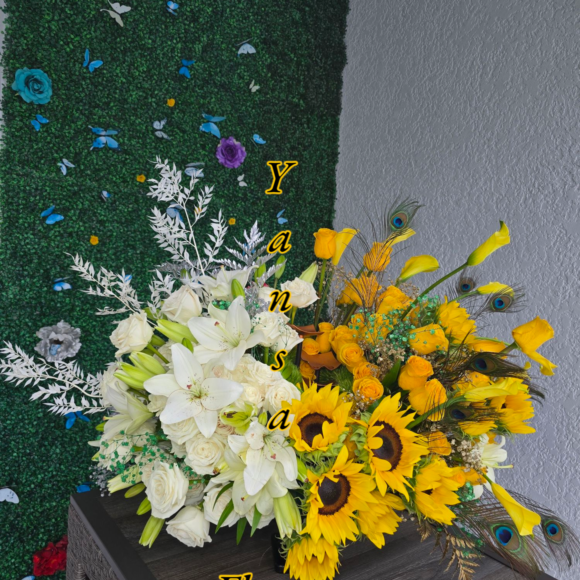 Large Two-Tone Floral Arrangement &ndash; Perfect for Offices, Lobbies &amp; Living Spaces