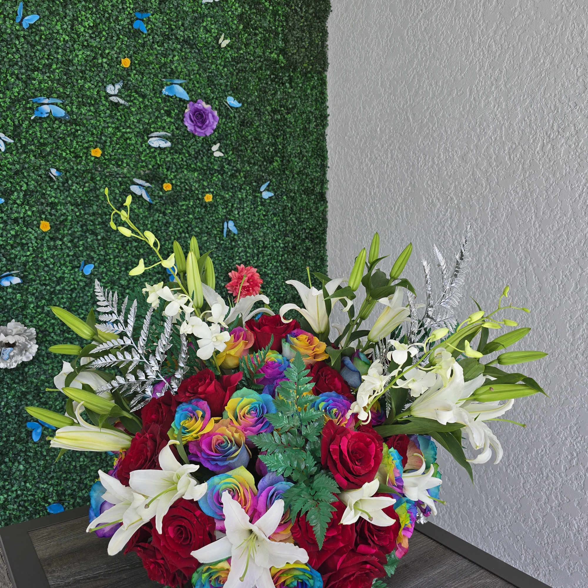   &ndash; A Unique Floral Experience 
Vibrant, joyful, and truly one