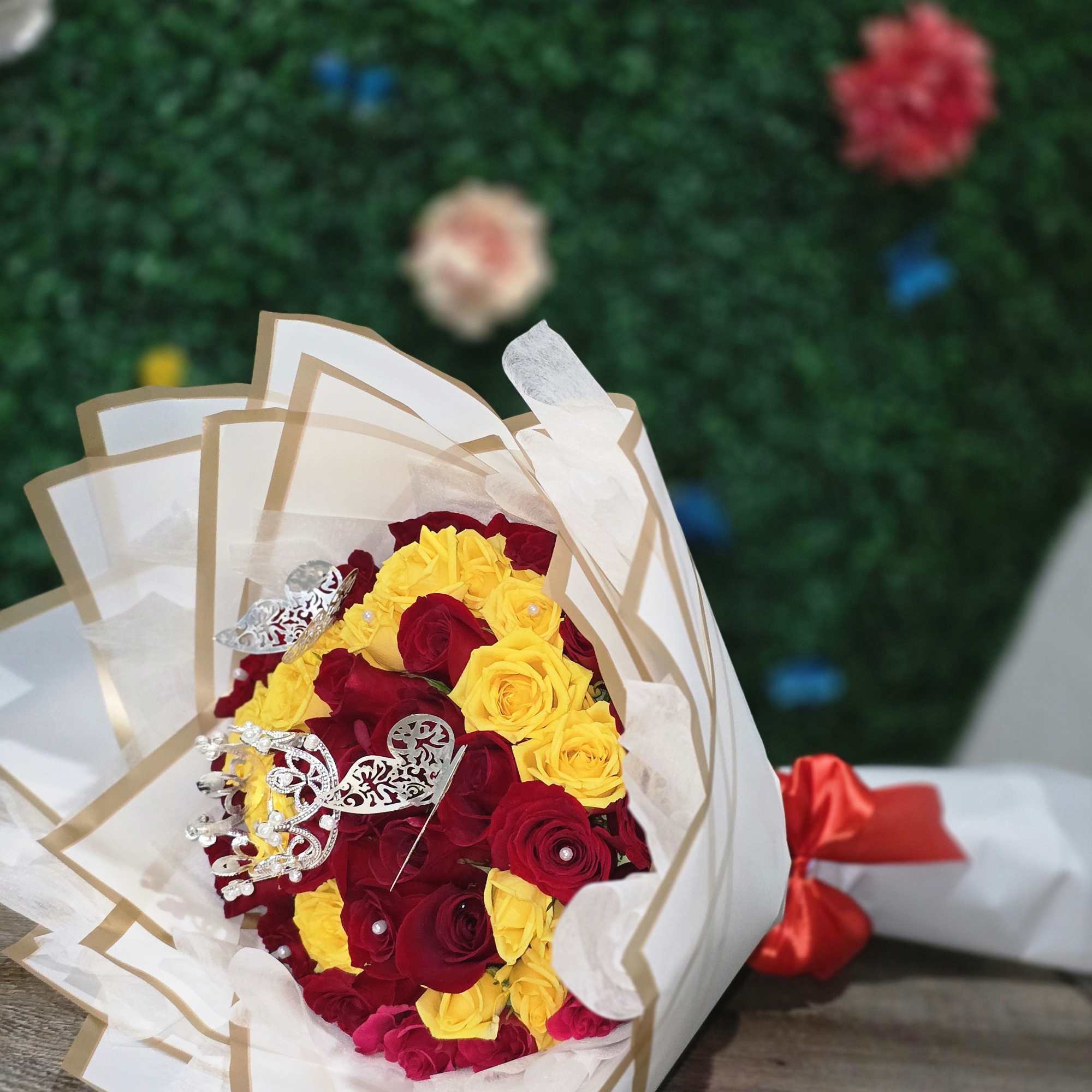 Luxury in a Petite Statement 
Don&rsquo;t let the size fool you &mdash;