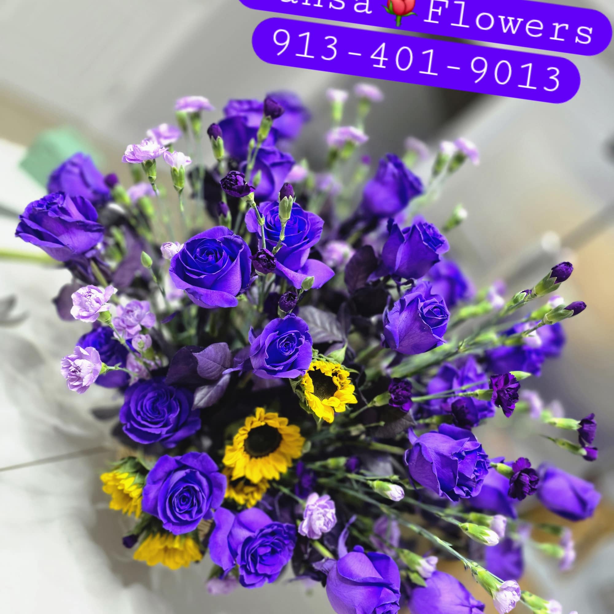 Where Elegance Meets Sunshine 
This eye-catching centerpiece combines the bold joy of