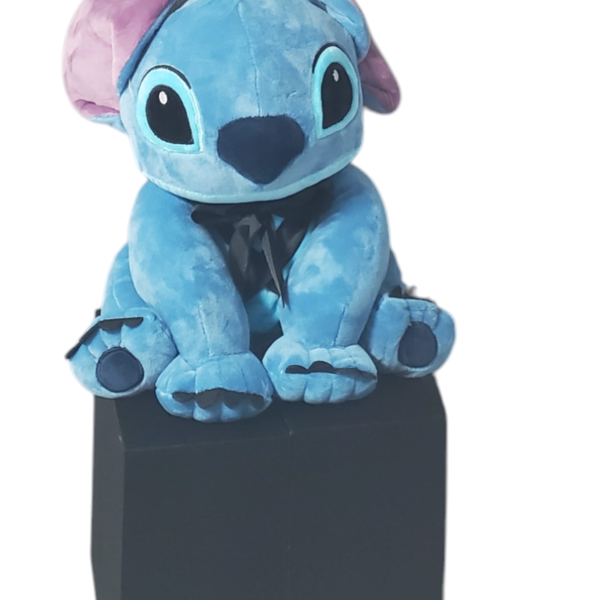 explosive surprise box with heart of roses with chocolates and stuffed animal