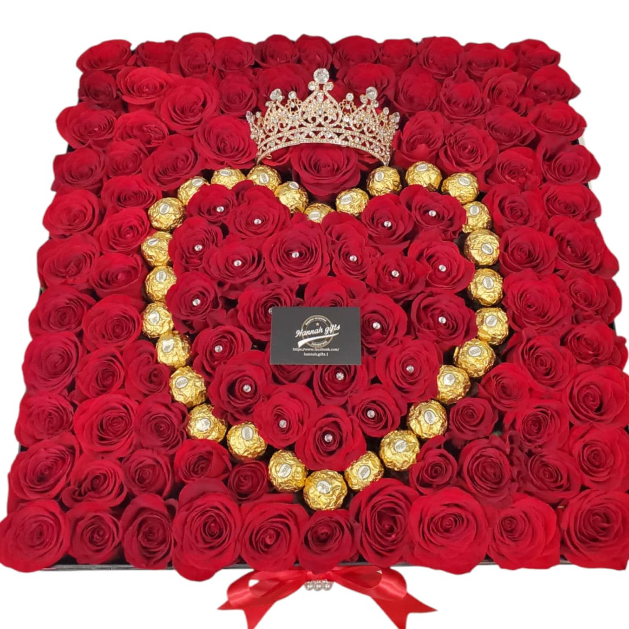 Luxury box  of roses is a large box of roses with