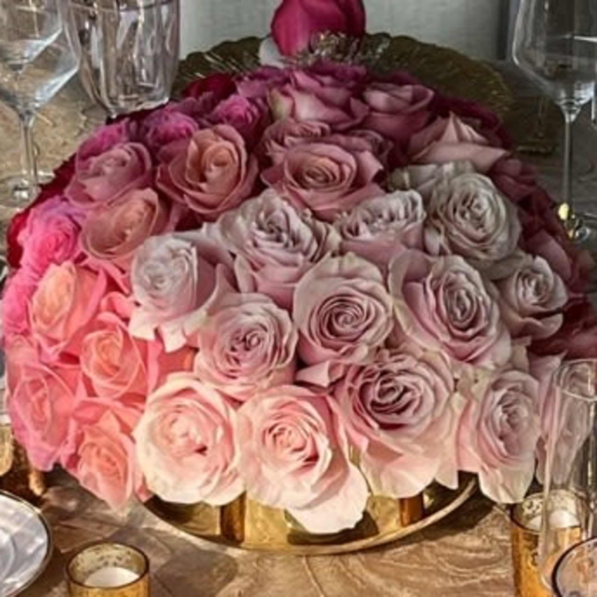 Garden of Roses off Gin Lane is that perfect arrangement for a Garden of Roses off Gin Lane is that perfect arrangement for a