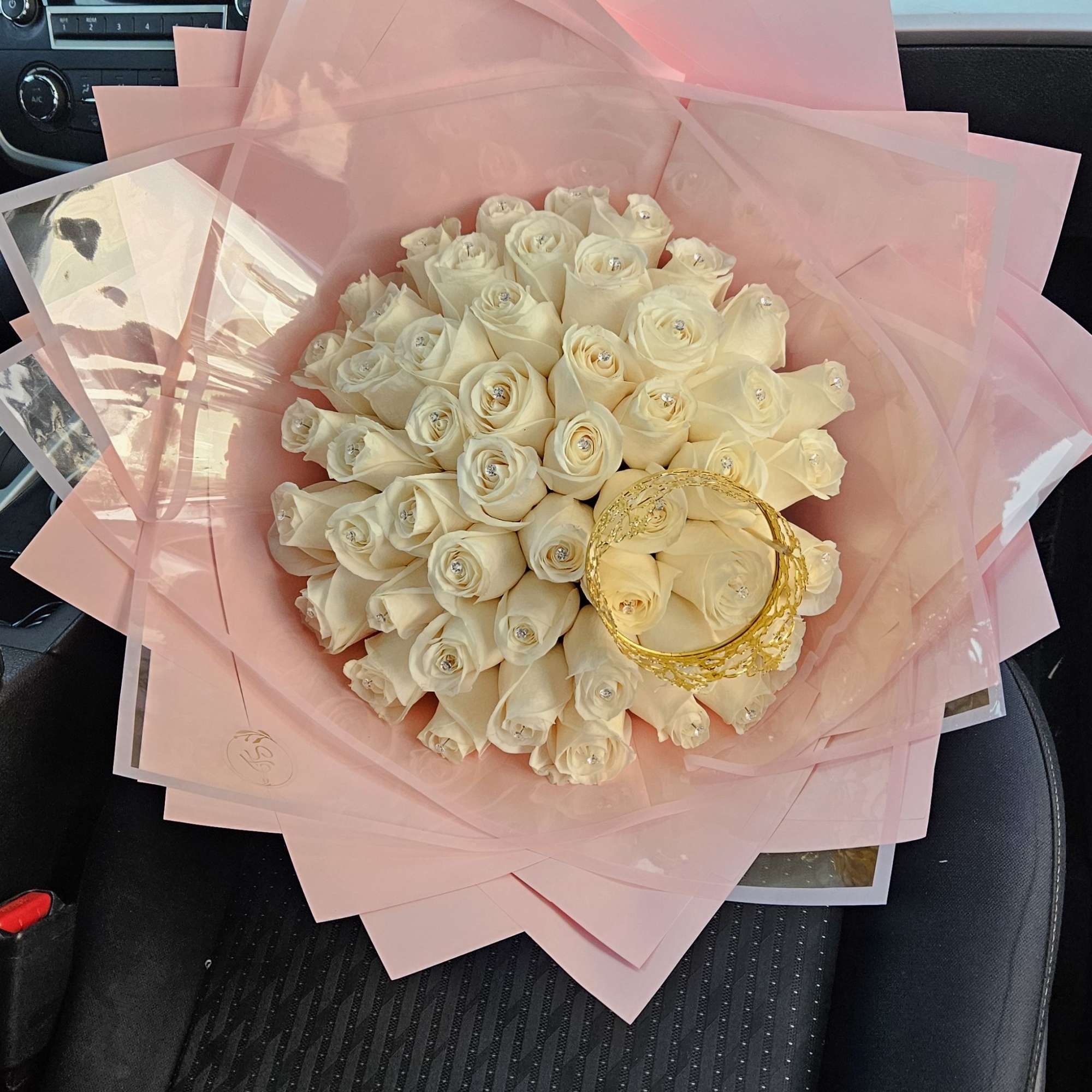 Nuestro Ramo Buch&oacute;n de Rosas es la m&aacute;xima expresi&oacute;n de lujo y