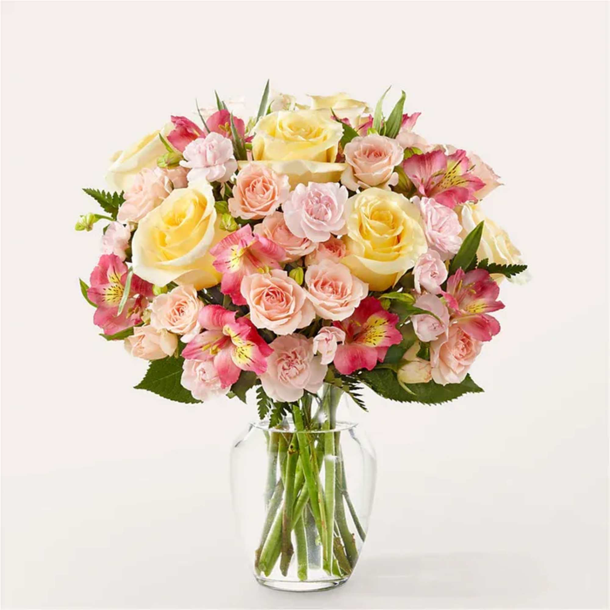 Together pale yellow and pink stems make a chic statement, turning every