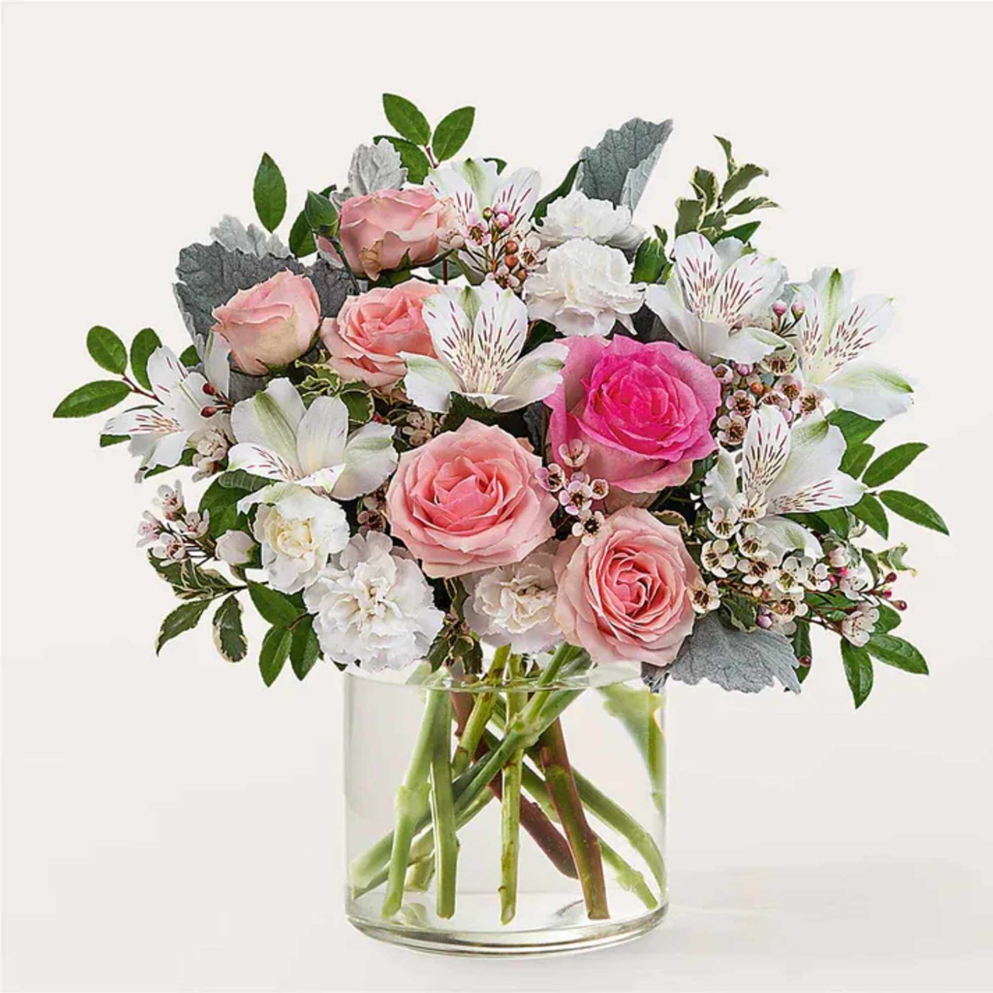 A momentary reset, these soft blooms will have your recipient feeling refreshed