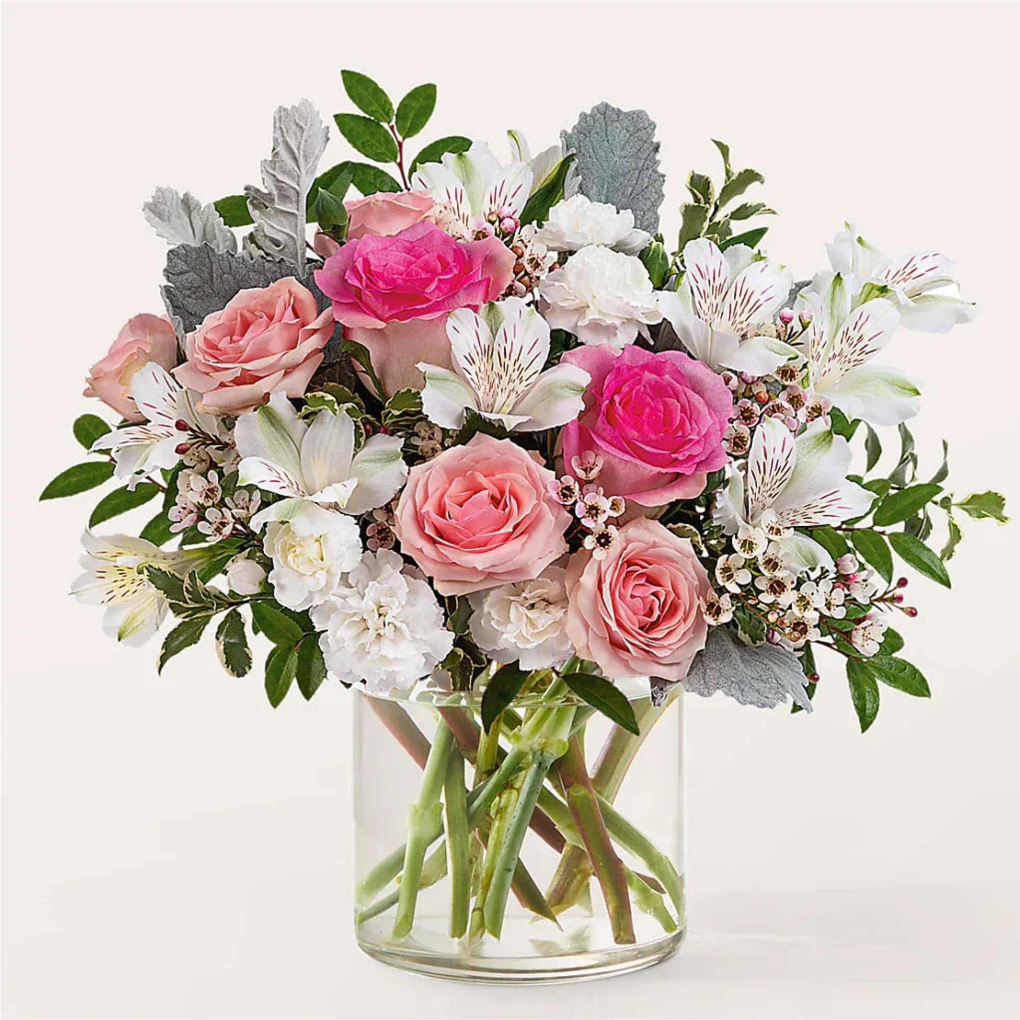 A momentary reset, these soft blooms will have your recipient feeling refreshed