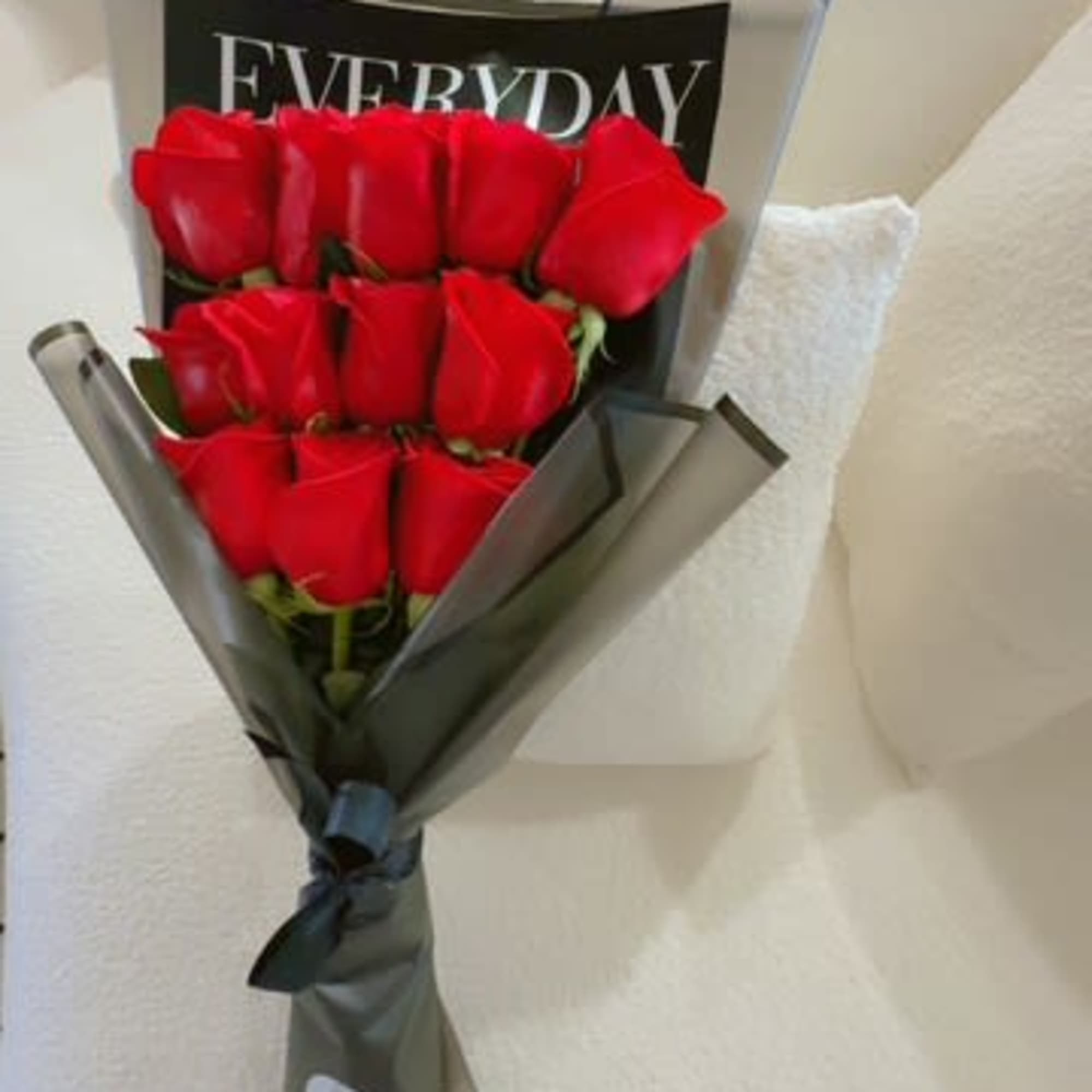 A bold and elegant bouquet designed to impress. A bold and elegant bouquet designed to impress.