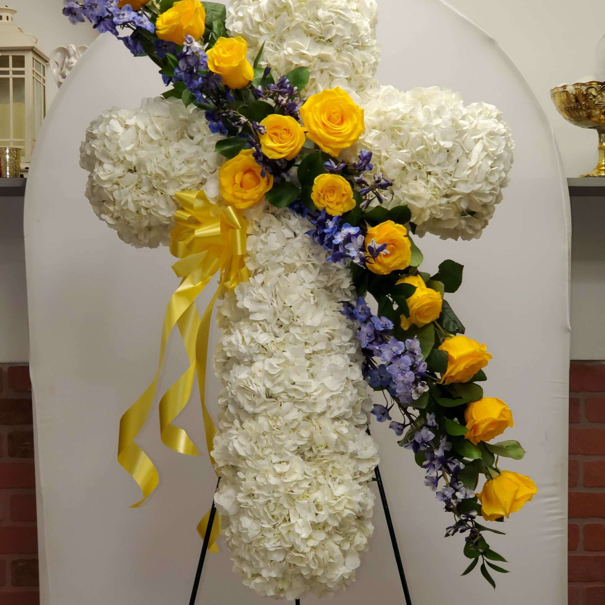 White, yellow and blue Cross White, yellow and blue Cross