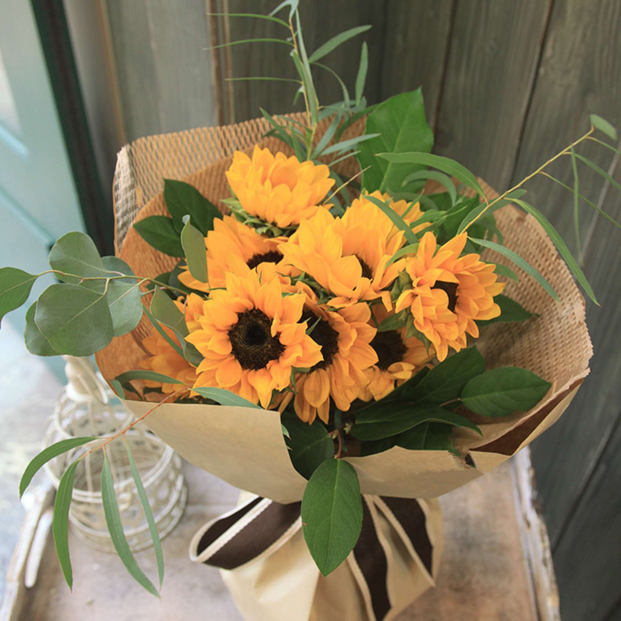 It&#039;s a great gift to send a special person some sunshine. The