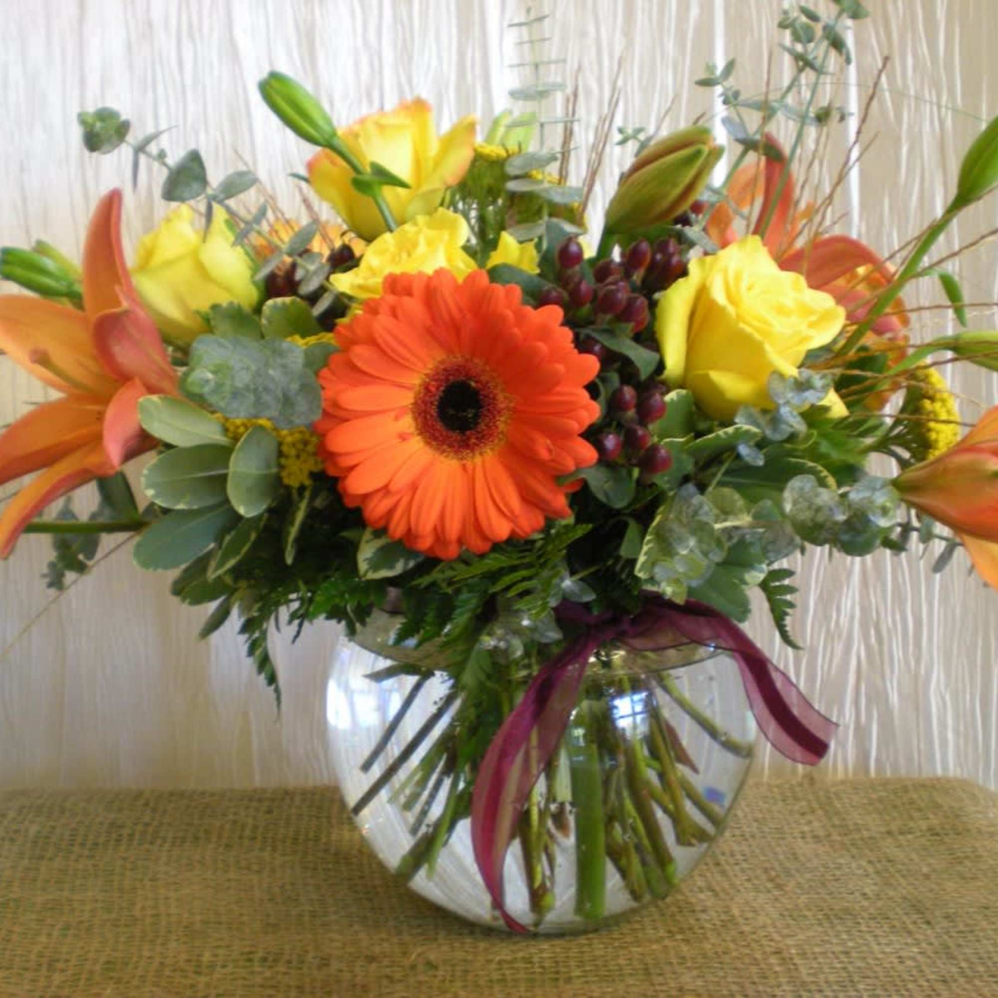 Fall flowers in a clear glass bowl, can customize size and style*sunflowers