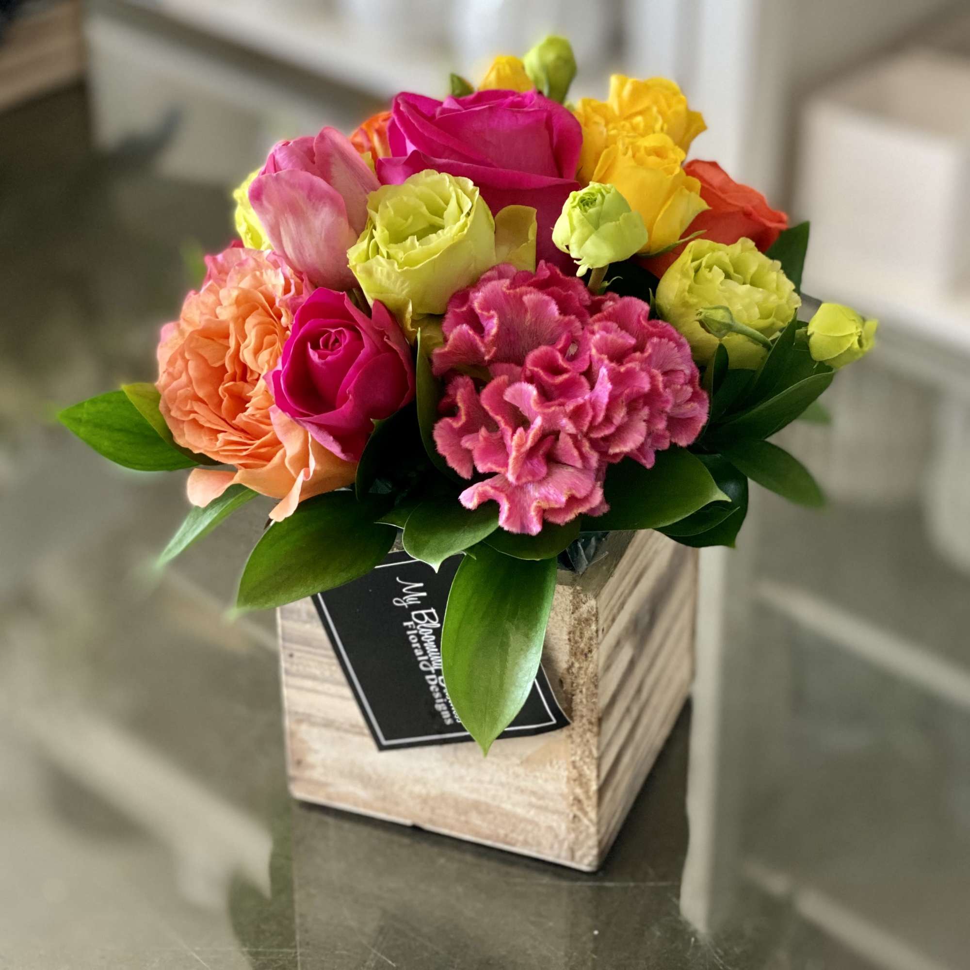 Crush Petite Arrangement &ndash; Bold, Bright &amp; Beautiful

Turn up the color with