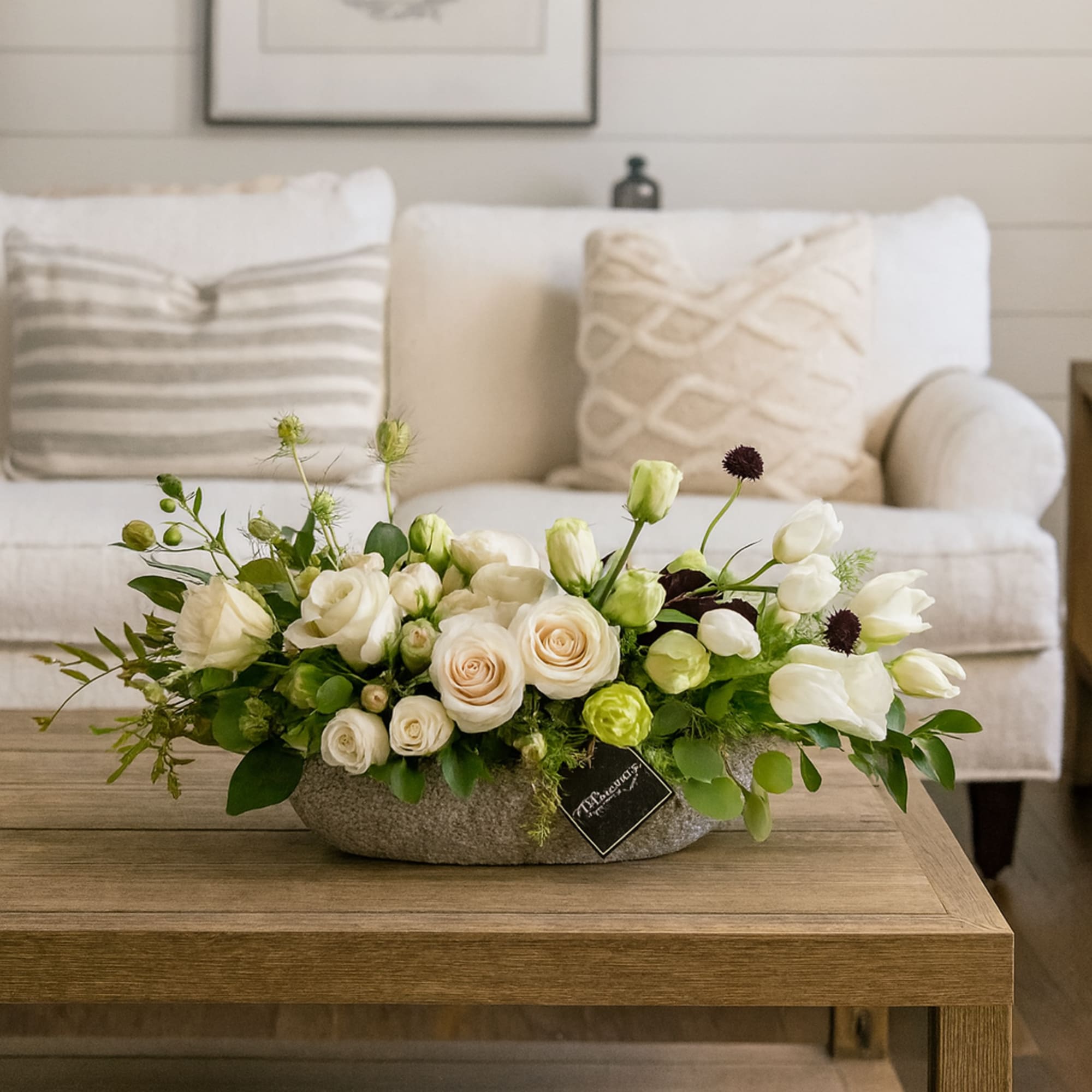 Introducing Blanca, the perfect flower arrangement to bring some tranquility and elegance