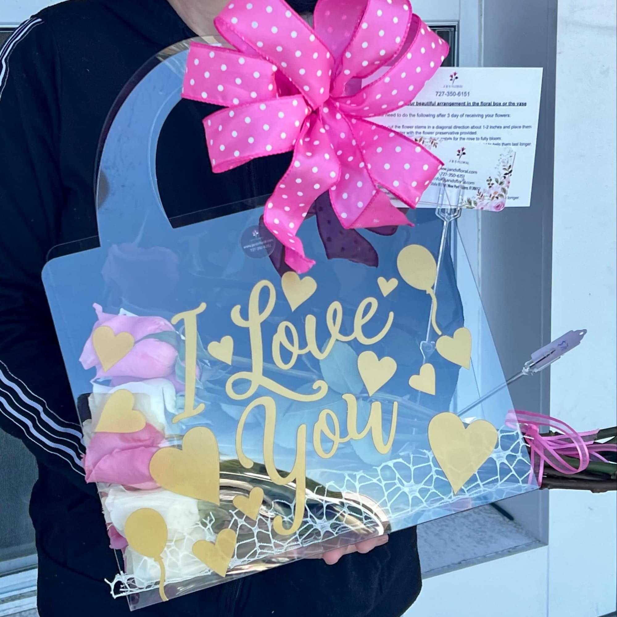 Express your love with our pink white roses bag , featuring fresh Express your love with our pink white roses bag , featuring fresh