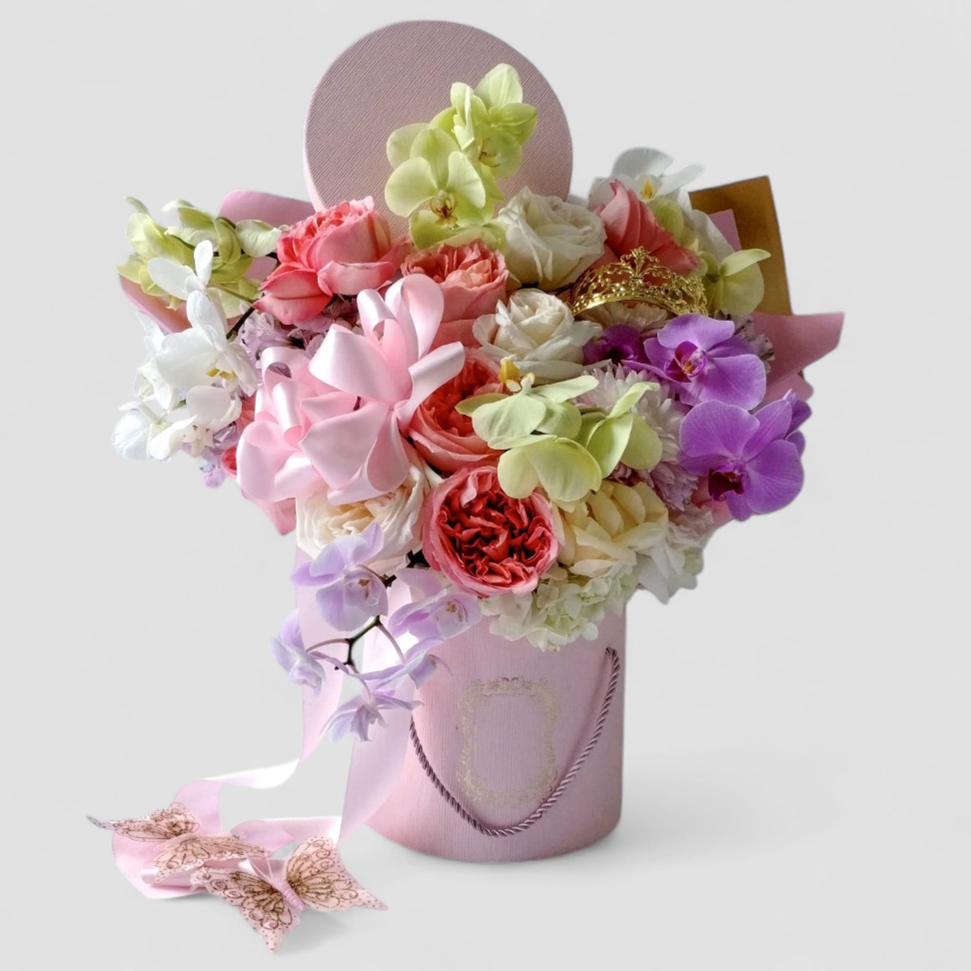 Send this beautiful large flower bouquet arranged in a pink hat box