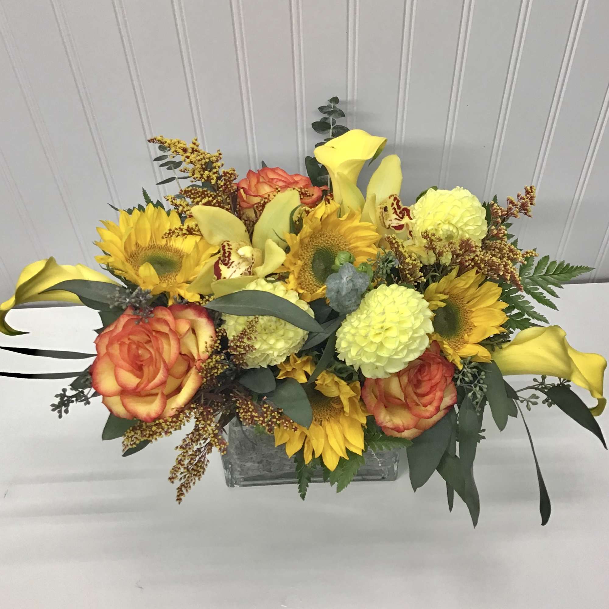 Beautiful flower arrangement for fall