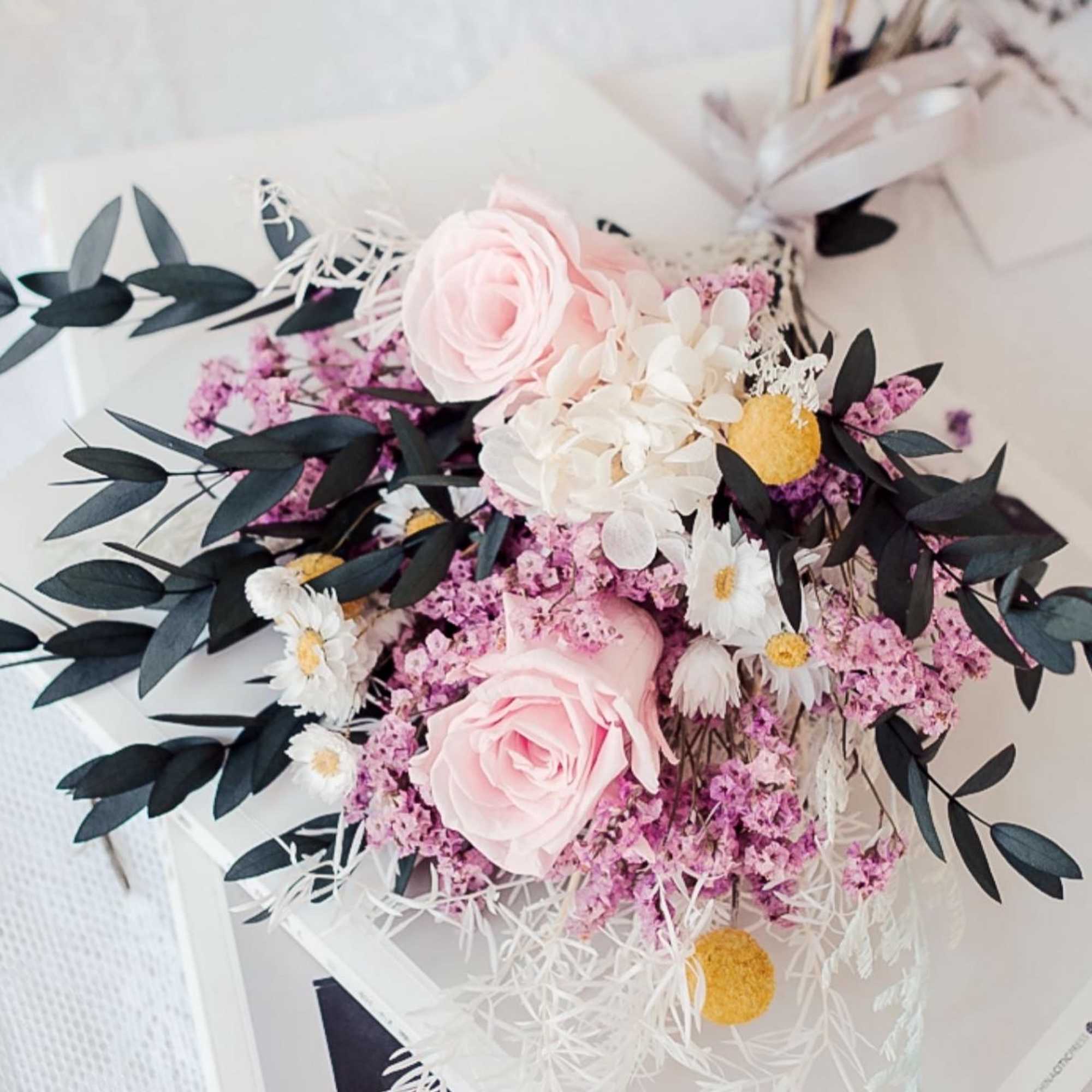 These bouquets are ever lasting flower arrangements featuring 100% premium quality dried