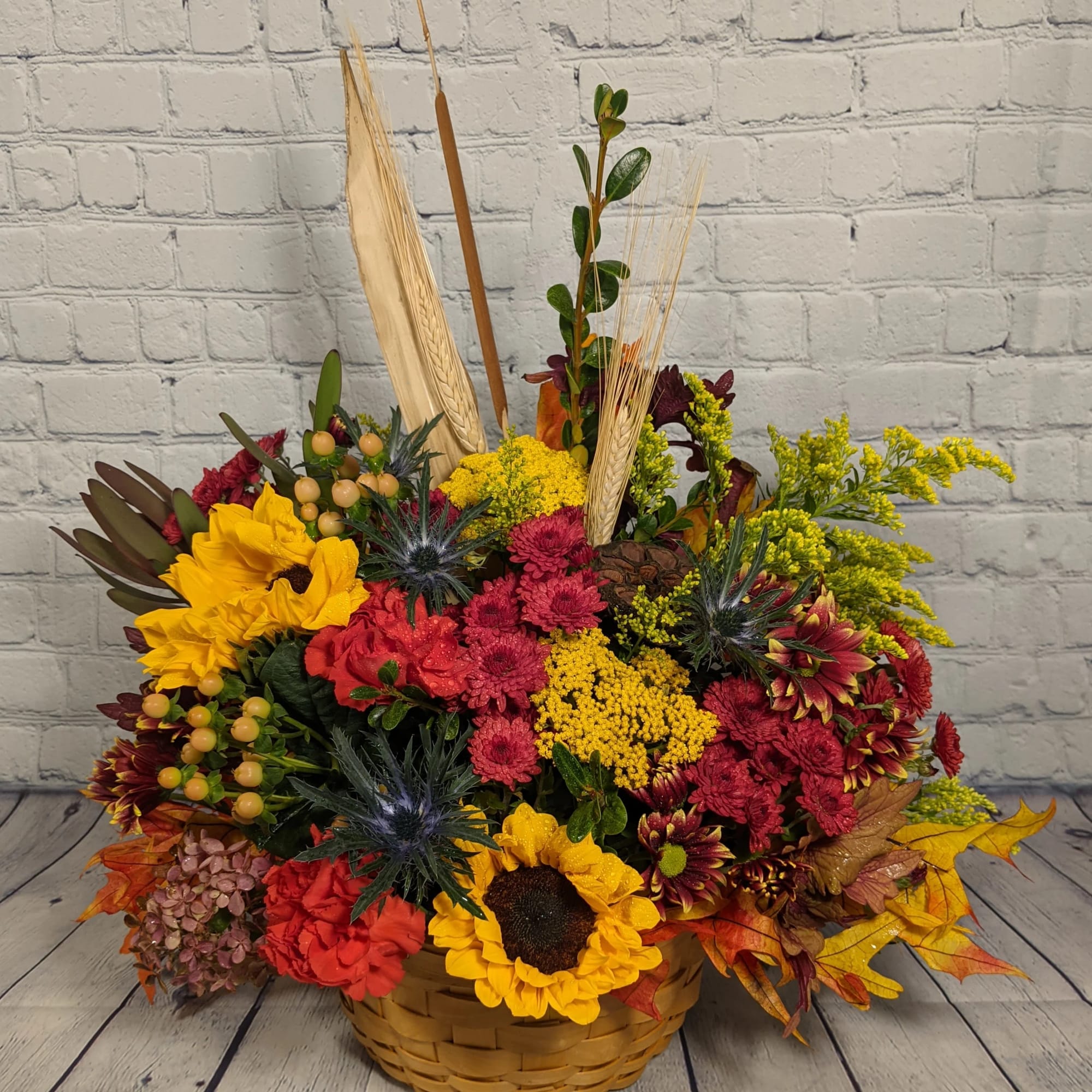 This classic autumn bouquet is a bright and delightful way to make This classic autumn bouquet is a bright and delightful way to make